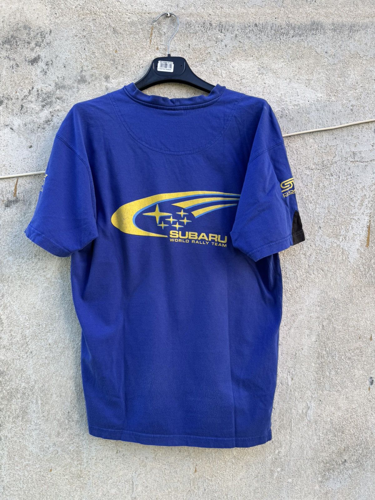 Formula 1 90s SUBARU PIRELLI MOTORSPORT BLUE RACING TSHIRT VINTAGE Size US M / EU 48-50 / 2 - 13 Thumbnail
