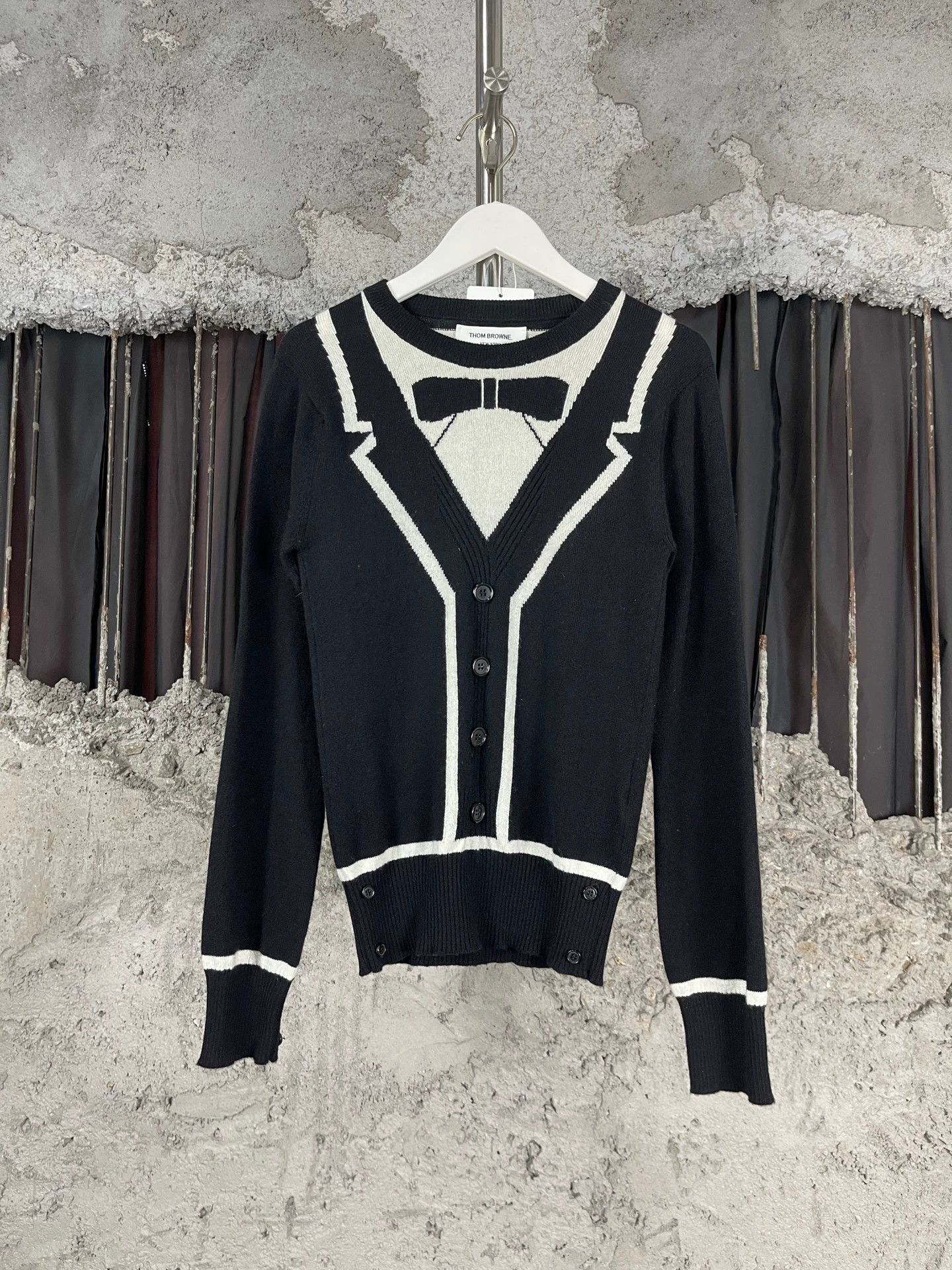 Thom Browne Thom Browne Knit Sweater Size 36 99 New Size XS / US 0-2 / IT 36-38 - 1 Thumbnail