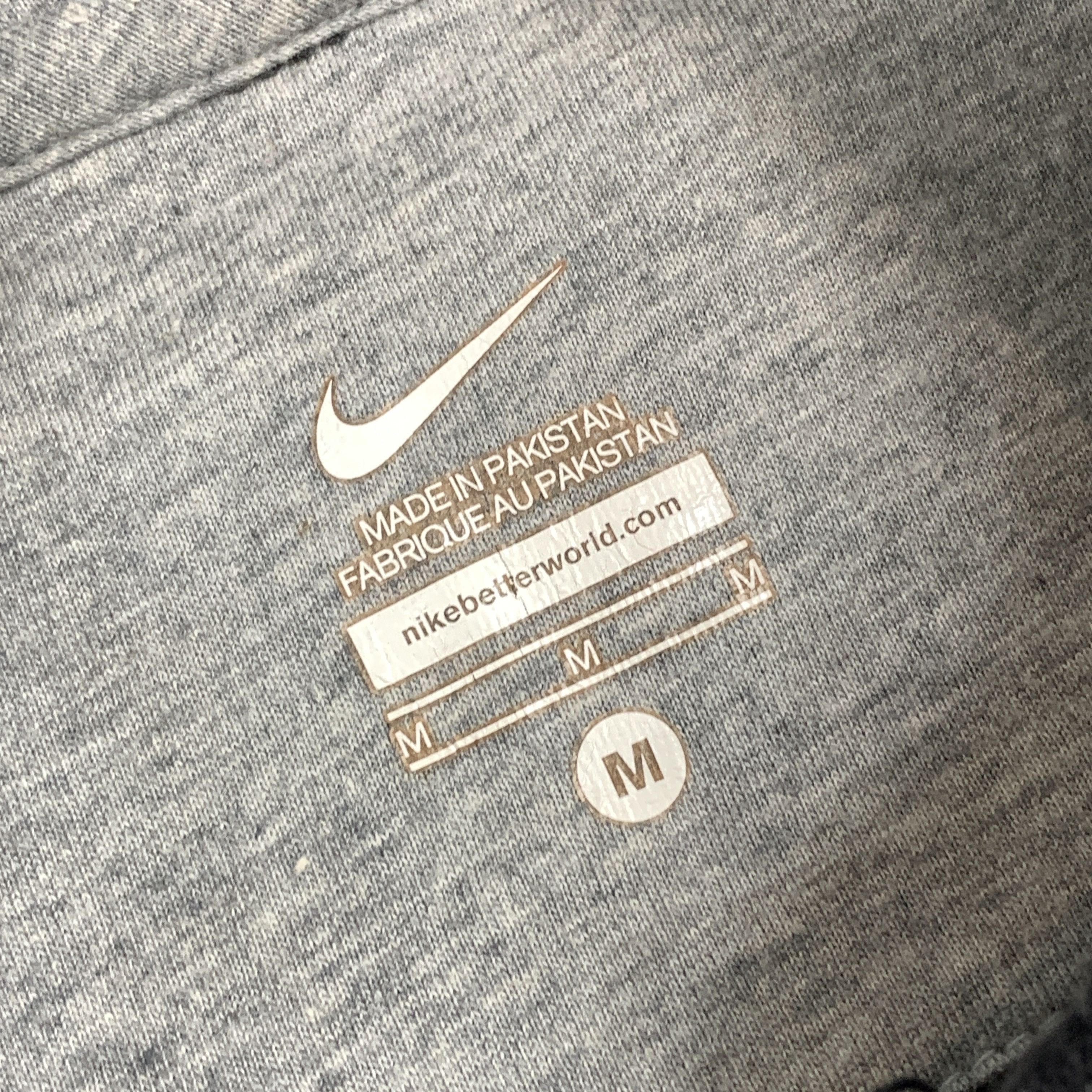 Nike Vintage Nike 90s Embroidered Black Hoodie Women's Sweat M Size M / US 6-8 / IT 42-44 - 7 Thumbnail