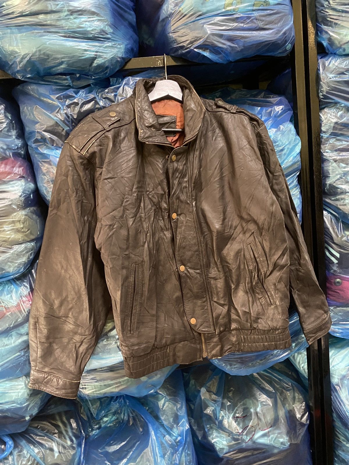 Other Vintage Black Leather Bomber Jacket with Epaulettes Size US M / EU 48-50 / 2 - 3 Thumbnail