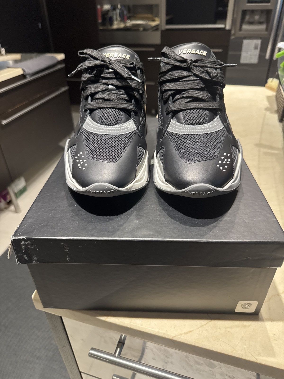 Versace Versace Squalo Chunky Sneaker Size US 11 / EU 44 - 2 Thumbnail