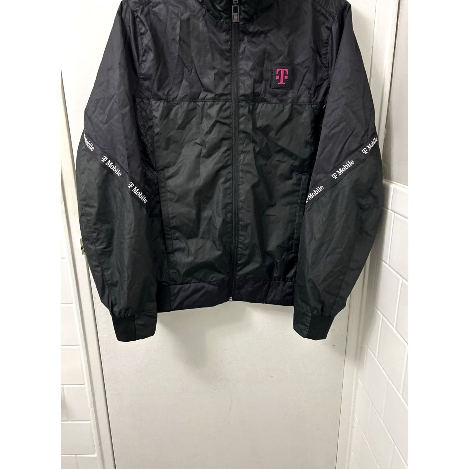 Vintage T-Mobile Employee Jacket Womens Medium Black Magenta Full Zip Workwear Jacket Size M / US 6-8 / IT 42-44 - 3 Thumbnail