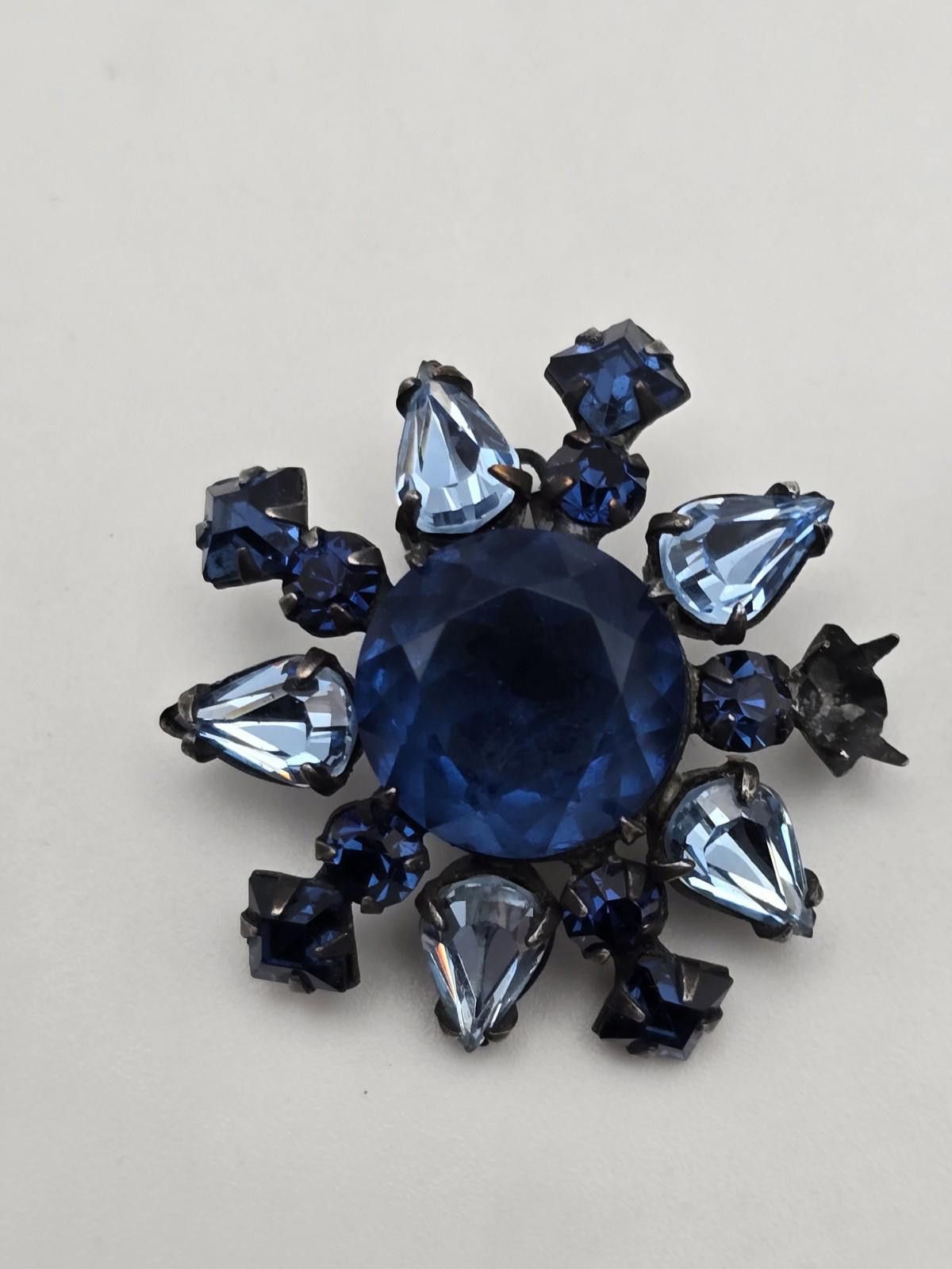Stephan Schneider VTG Signed Schreiner NY Sapphire Rhinestone Earrings Size ONE SIZE - 4 Thumbnail