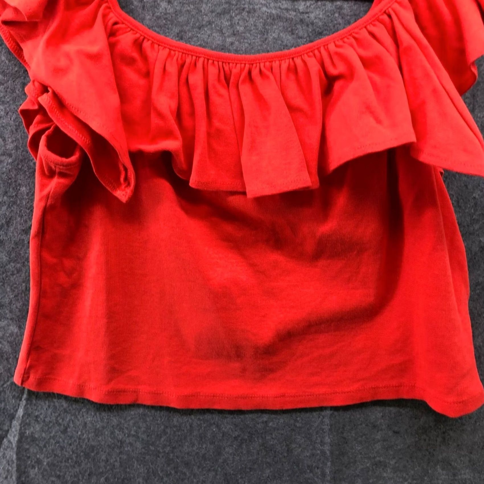 United Colors Of Benetton United Colors Of Benneton Off Shoulder Ruffle Top Womens L Red Cropped Cotton Blouse Sleeveless Knit Spring Summer Casual Size L / US 10 / IT 46 - 4 Thumbnail