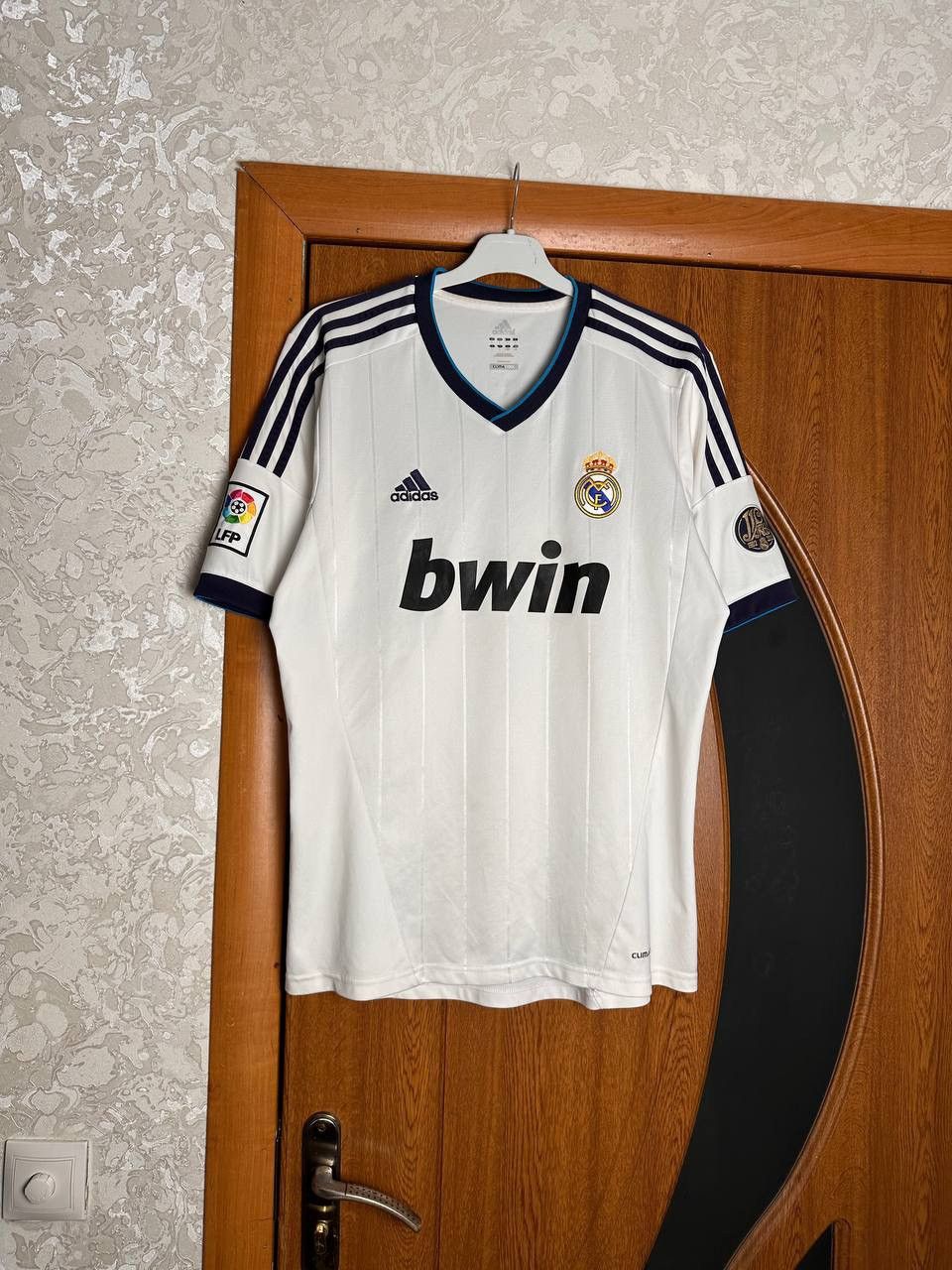Adidas VTG Adidas Real Madrid 2012 Away Shirt Jersey Kit Ronaldo 7 Size US L / EU 52-54 / 3 - 1 Thumbnail