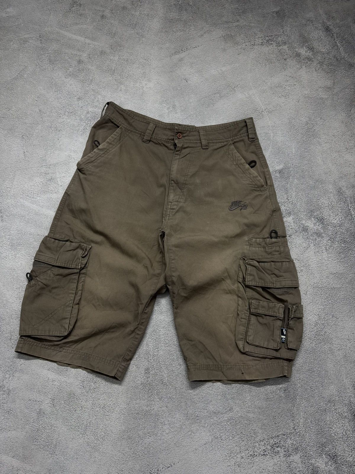 Nike Vintage Y2k Nike Swoosh Cargo Shorts Size US 32 / EU 48 - 5 Thumbnail