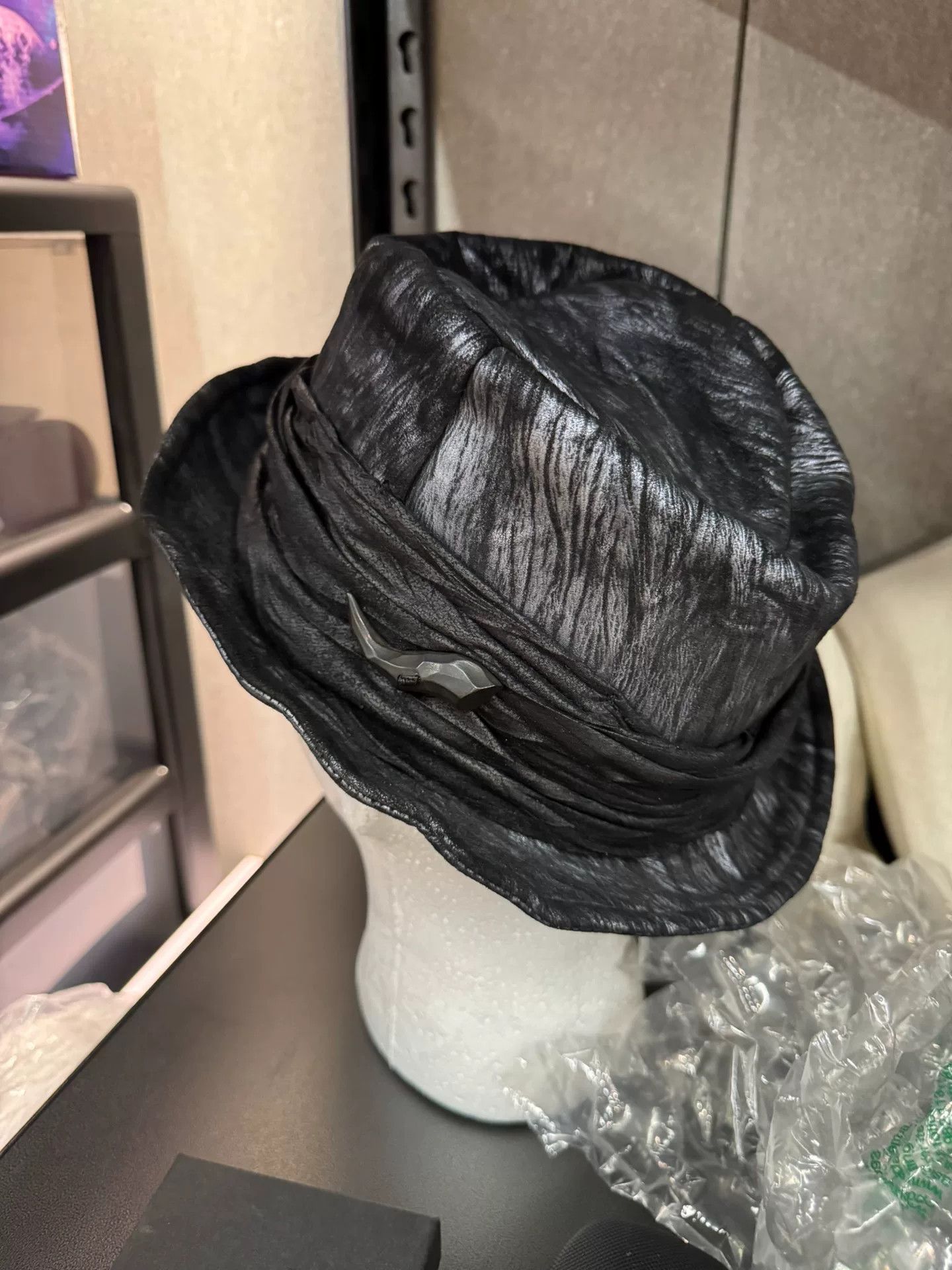 14th Addiction 14th Addiction Visual Kei Sheepskin Top Hat Size ONE SIZE - 1 Thumbnail