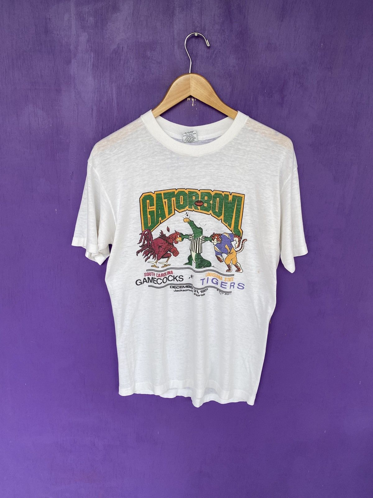 Other Vintage 1987 South carolina vs LSU gator bowl t-shirt Size US M / EU 48-50 / 2 - 1 Thumbnail