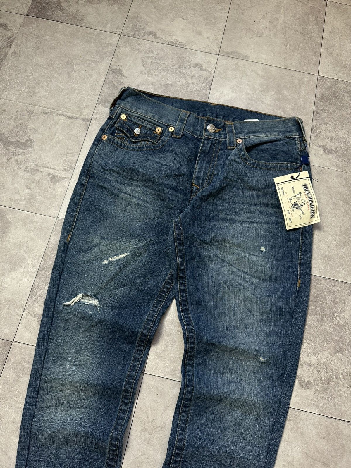 True Religion × Vintage Vintage Y2K True Religion Blue Denim Distressed Jeans Sz 32 Size US 32 / EU 48 - 4 Thumbnail