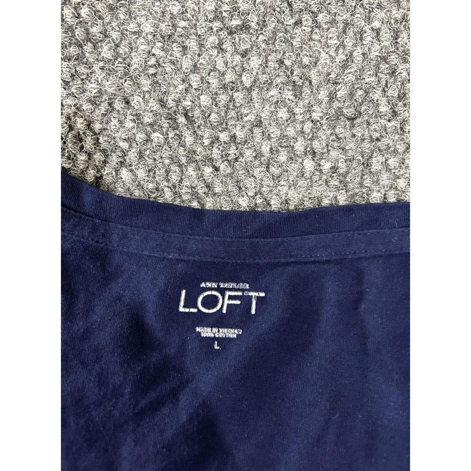 Loft Loft Ann Taylor Shirt Womens L Blue Long Sleeve Ruffle Shoulder Top Size L / US 10 / IT 46 - 3 Thumbnail