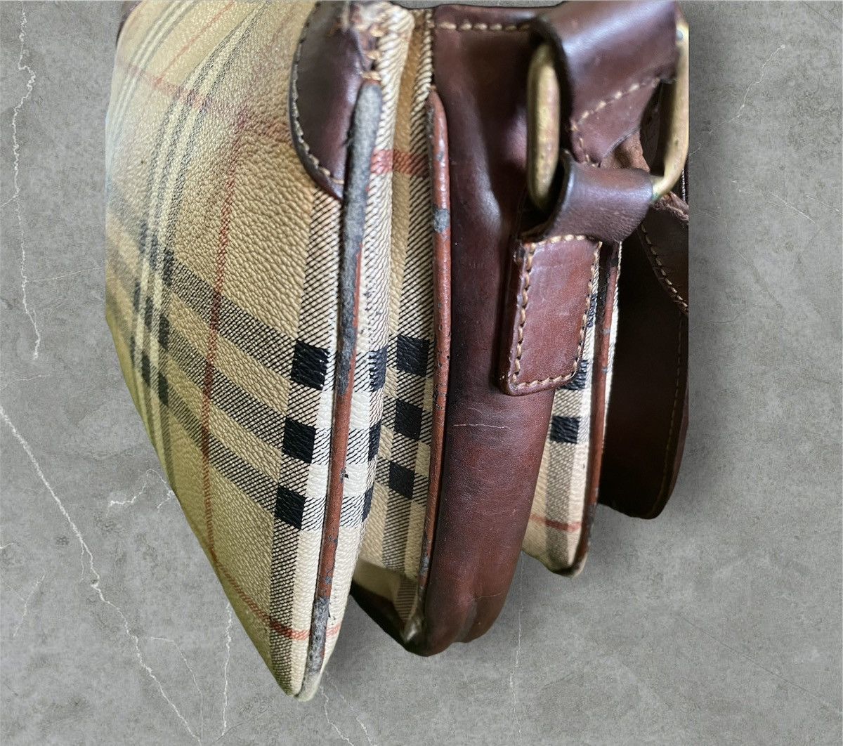 Burberry Burberrys pig skin crossbody bag Size ONE SIZE - 8 Thumbnail