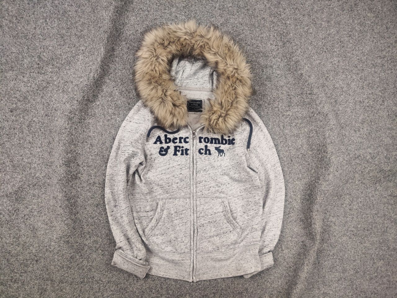 Abercrombie & Fitch Vintage Abercrombie Y2K If six was nine fur Zip Hoodie Size US S / EU 44-46 / 1 - 1 Thumbnail