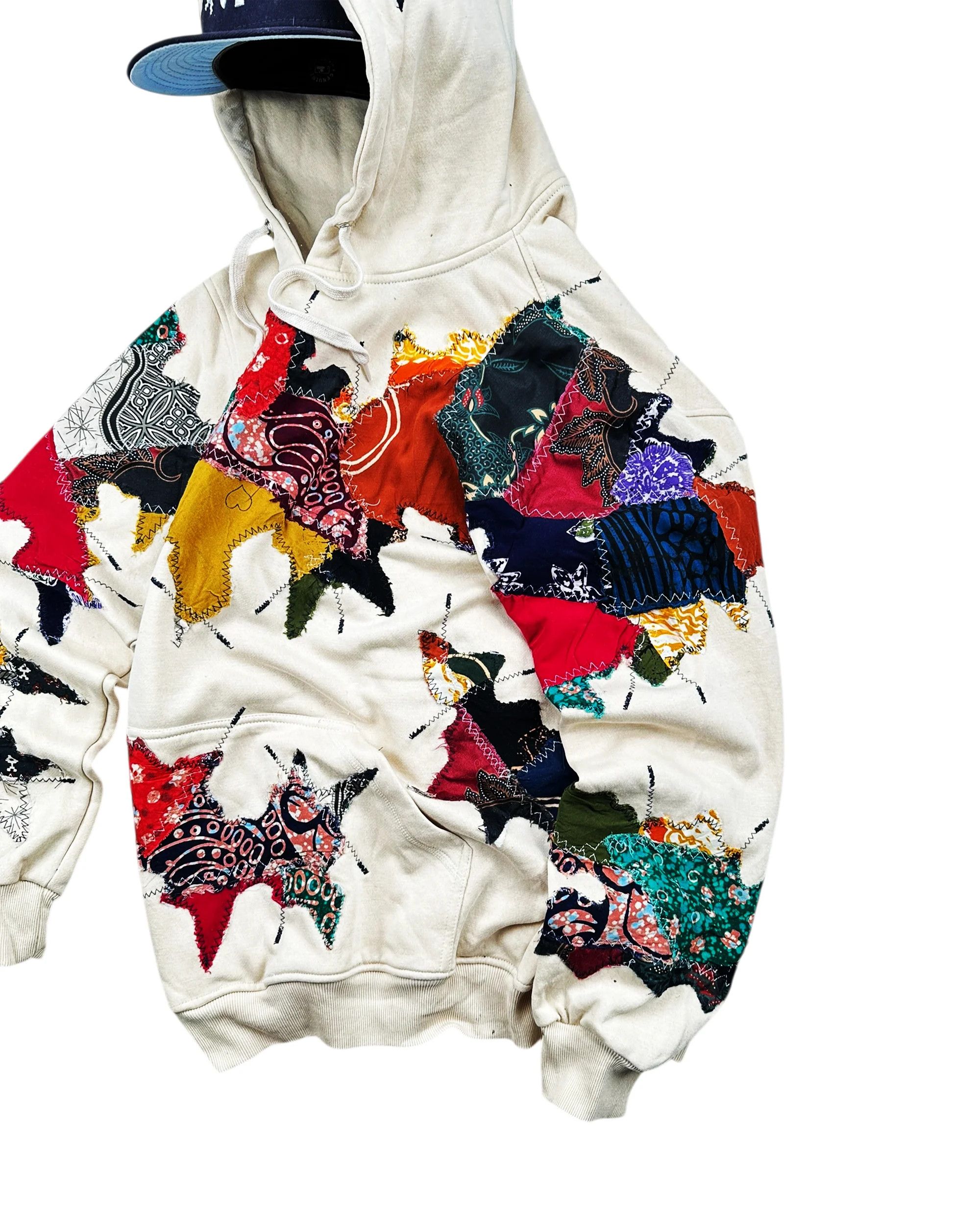 Japanese Brand Re-worked 1 of 1 Batik Legacy Patchworks Hoodie Size L / XL Size US XL / EU 56 / 4 - 4 Thumbnail
