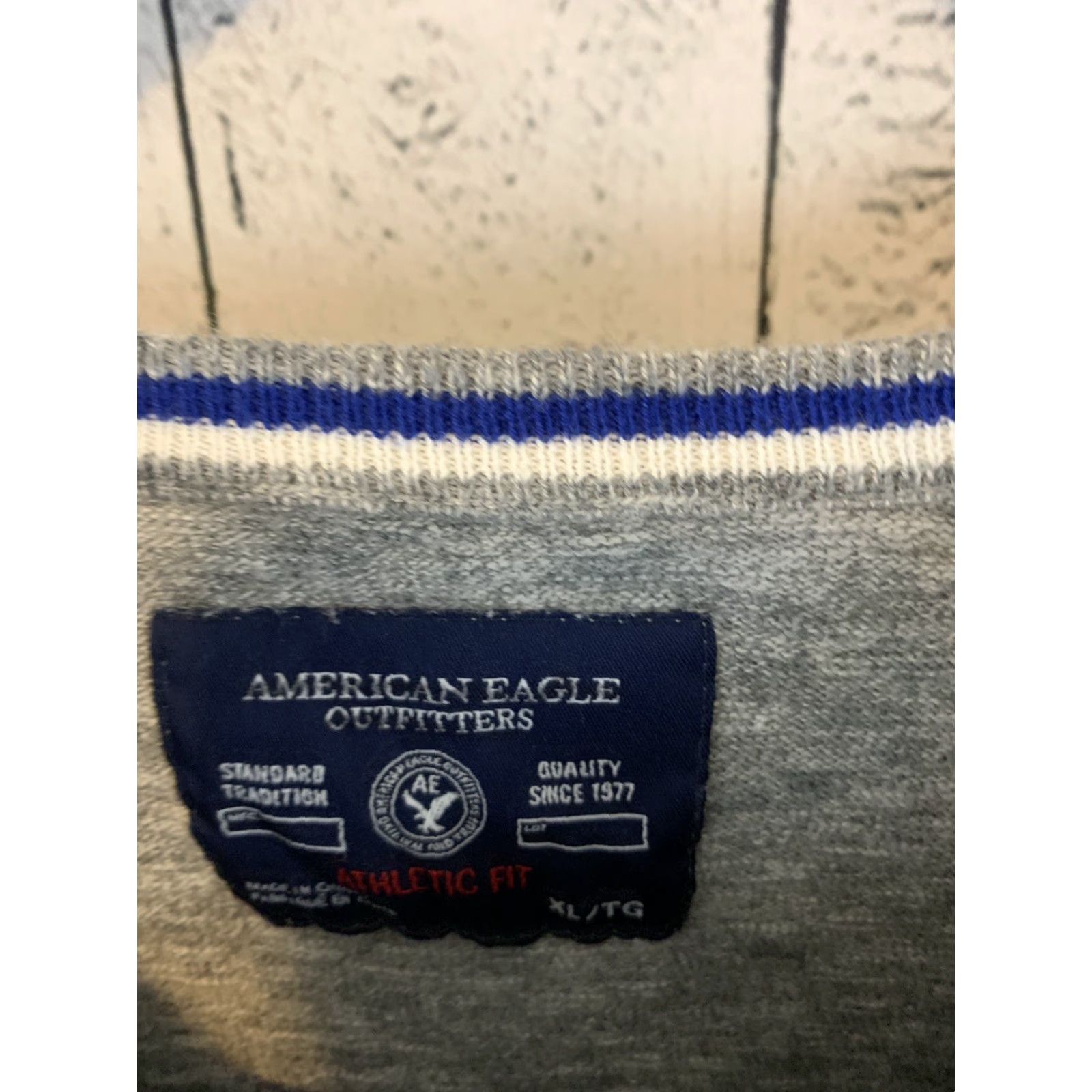 American Eagle Outfitters American Eagle Outfitters V Neck Athletic Fit Sweater Mens XL Gray Size US XL / EU 56 / 4 - 2 Thumbnail
