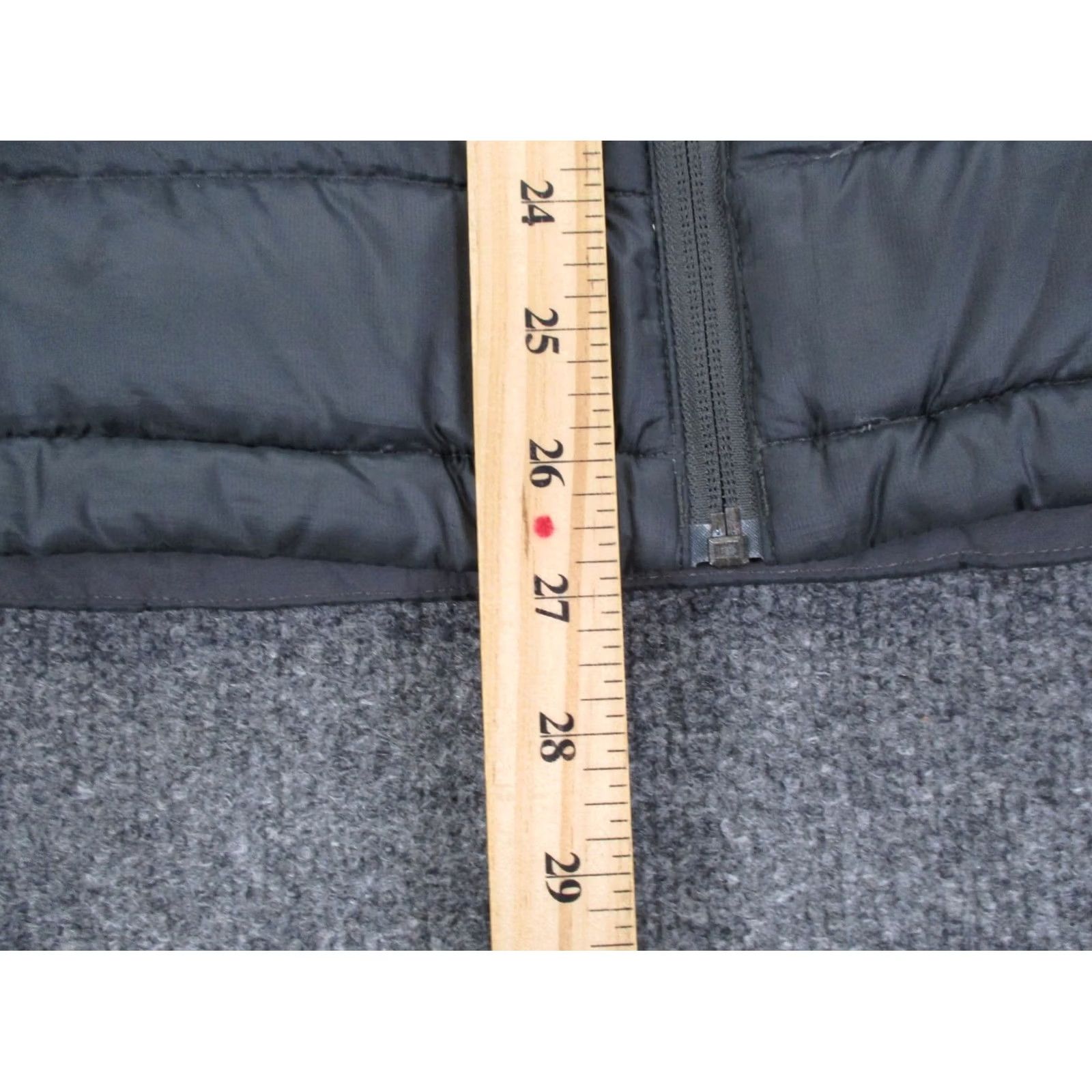 Marmot Marmot Vest Jacket Mens M Gray Down Quilted Puffer Outdoors Hiking 700 Fill Zip Full Zip Insulated Wind-Resistant Puffer Jacket Mens Size US M / EU 48-50 / 2 - 4 Thumbnail