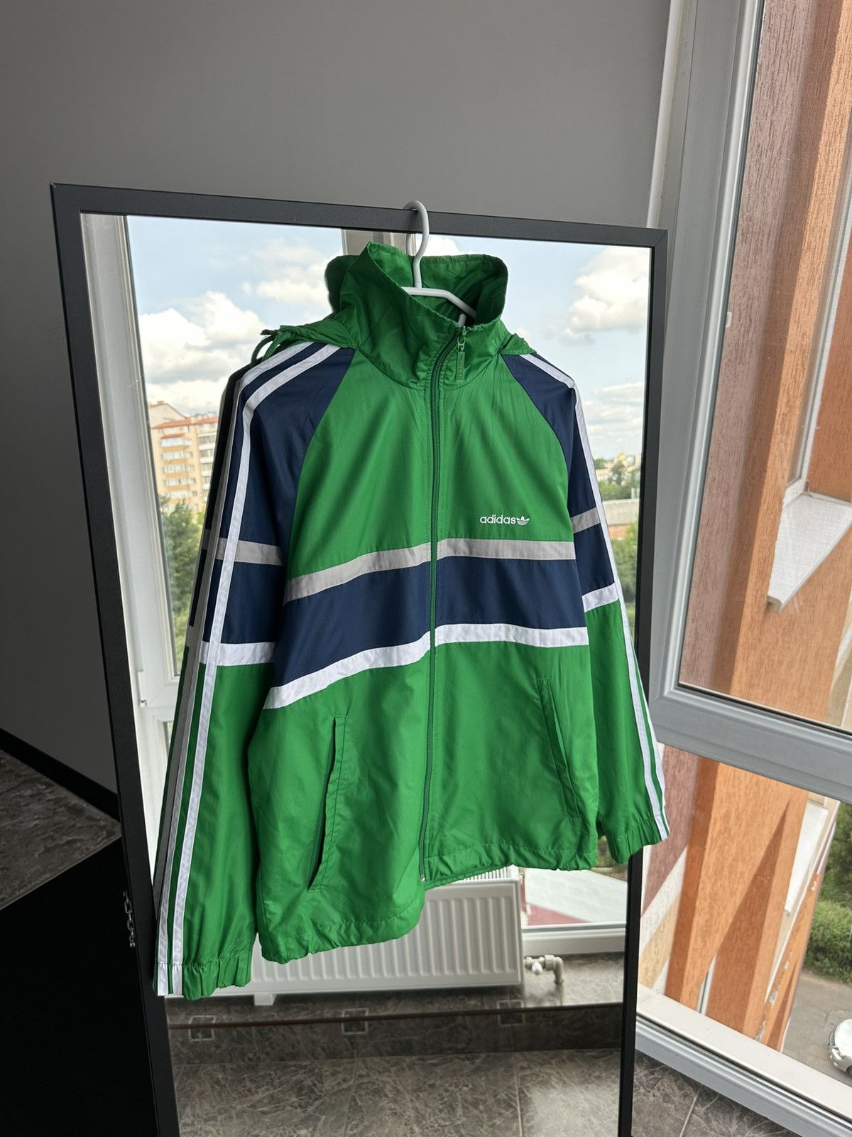 Adidas Vintage Adidas Firebird 00s Nylon Green Men's Jacket Sz S Size US S / EU 44-46 / 1 - 7 Thumbnail