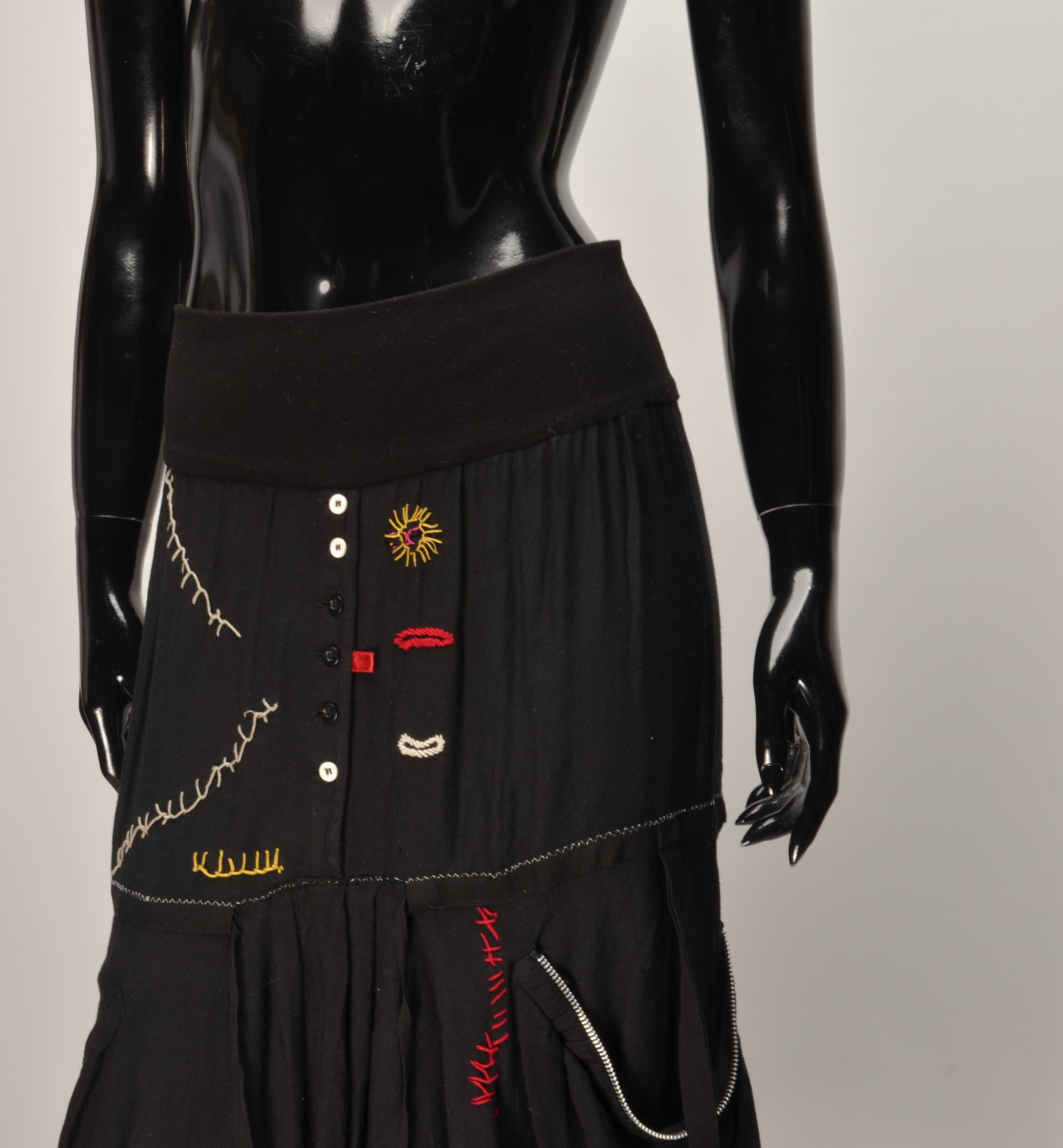Desigual Desigual Grunge Avant Garde Embroidered Asymmetrical Skirt Size 28" / US 6 / IT 42 - 10 Thumbnail
