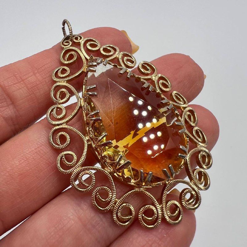 Vintage Vintage Sarah Coventry Pendant Filigree Gold Tone Amber Glas Size ONE SIZE - 1 Thumbnail