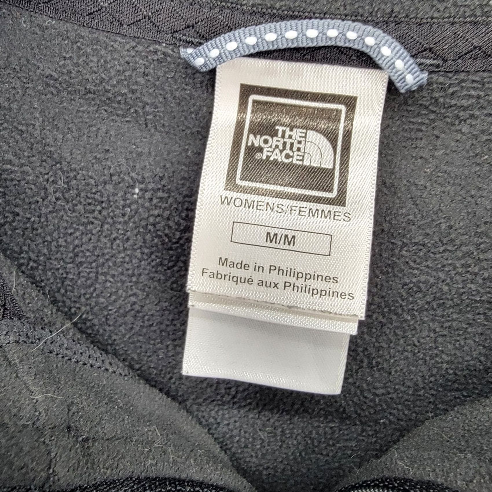 The North Face The North Face Jacket Womens M 1/4 Zip Fleece Black TKA 100 Modern Classic Outdoors Logo Zip Pocket Mid-Length Regular Fit 100 Polyester Black Womens Size M / US 6-8 / IT 42-44 - 2 Thumbnail