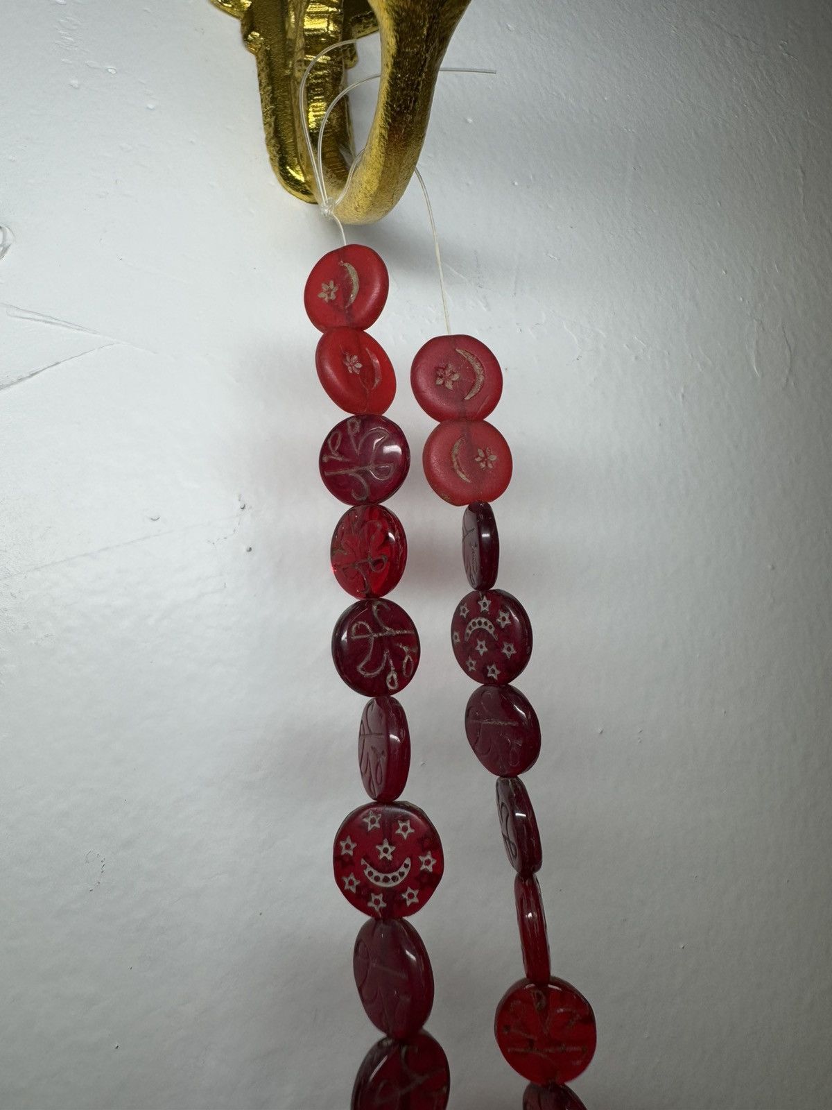 Vintage Vintage red glass Hajj beads Arabic Muslim double sided RARE Size ONE SIZE - 8 Thumbnail