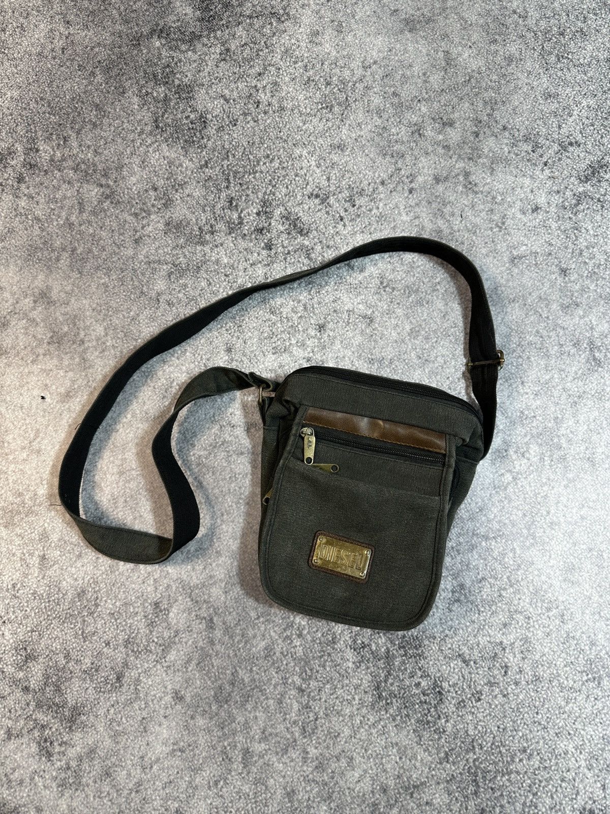 Diesel × Vintage Y2K Vintage Diesel Cross Body Bag Avant Garde Style USA Size ONE SIZE - 1 Thumbnail