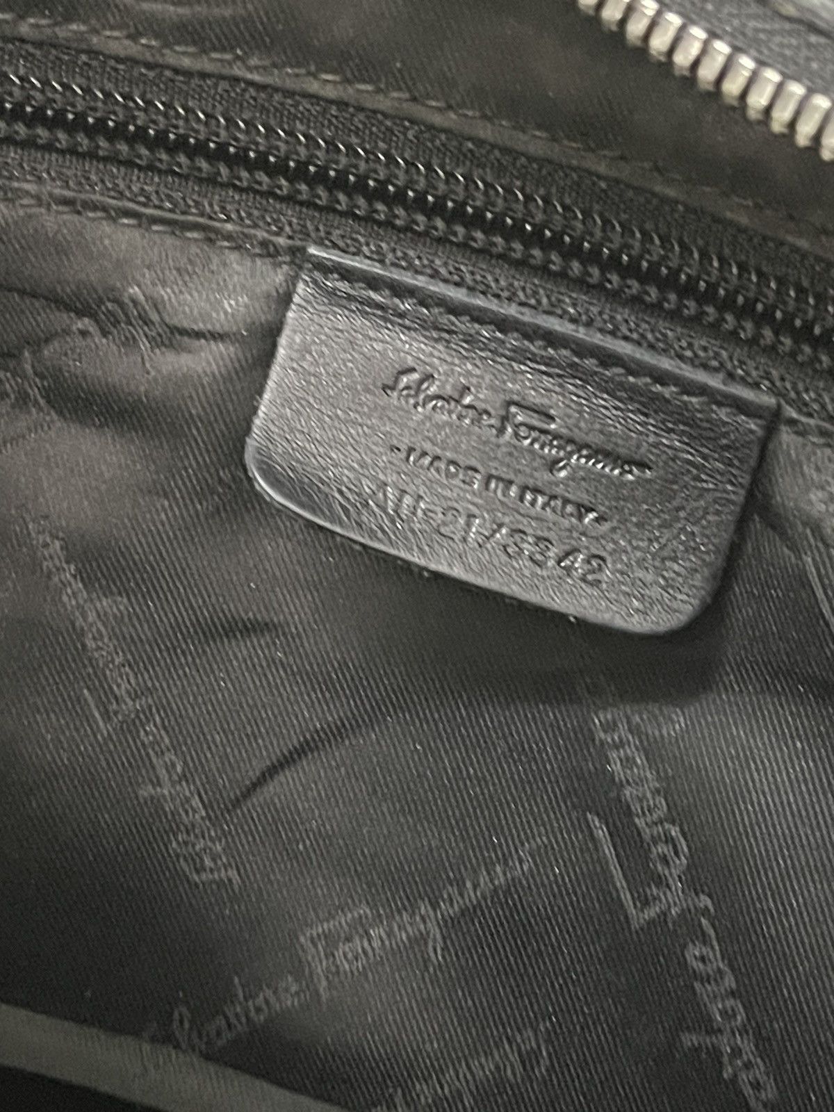Other Shoulder Bag Salvatore Ferragamo Italy Leather 2🟩 Size ONE SIZE - 18 Thumbnail