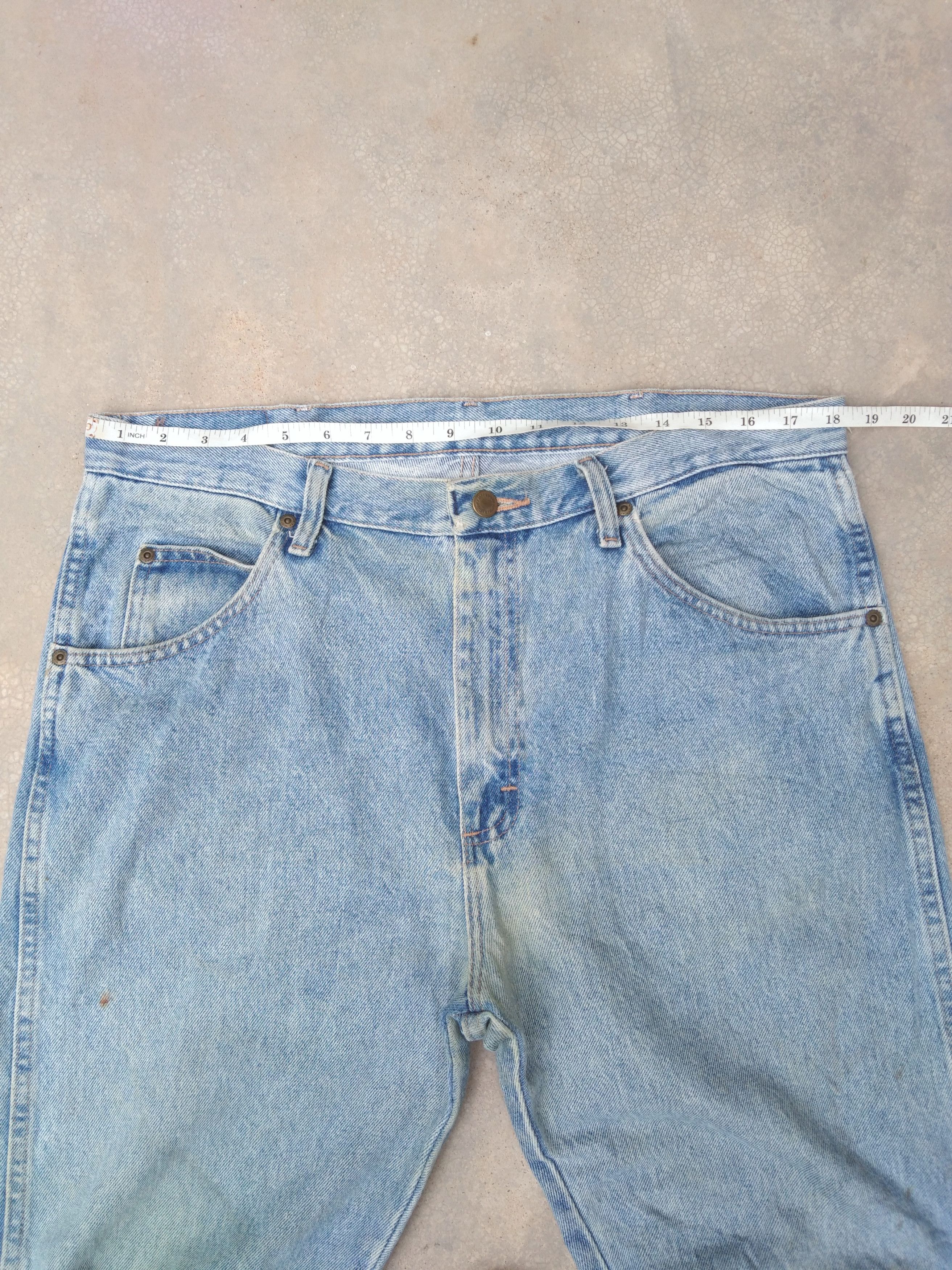 Japanese Brand × Jean × Vintage Vintage Wrangler Straight Leg Dirty Distressed Jeans 36x30 Size US 36 / EU 52 - 5 Thumbnail
