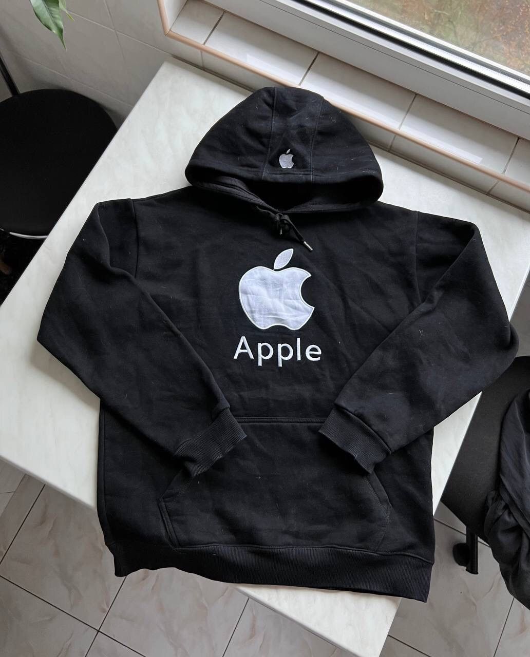 Apple × Designer Apple Big Logo Black Hoodie Size M/L Size US L / EU 52-54 / 3 - 1 Thumbnail
