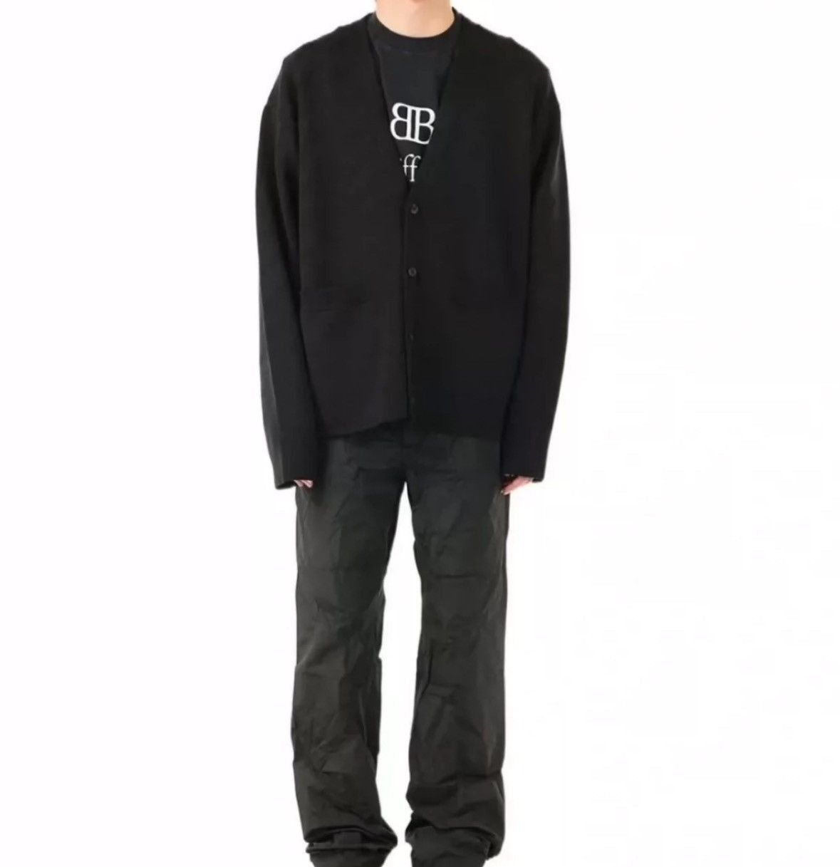 Balenciaga Balenciaga 23fall armband button cardigan sweater jacket Size US M / EU 48-50 / 2 - 8 Thumbnail