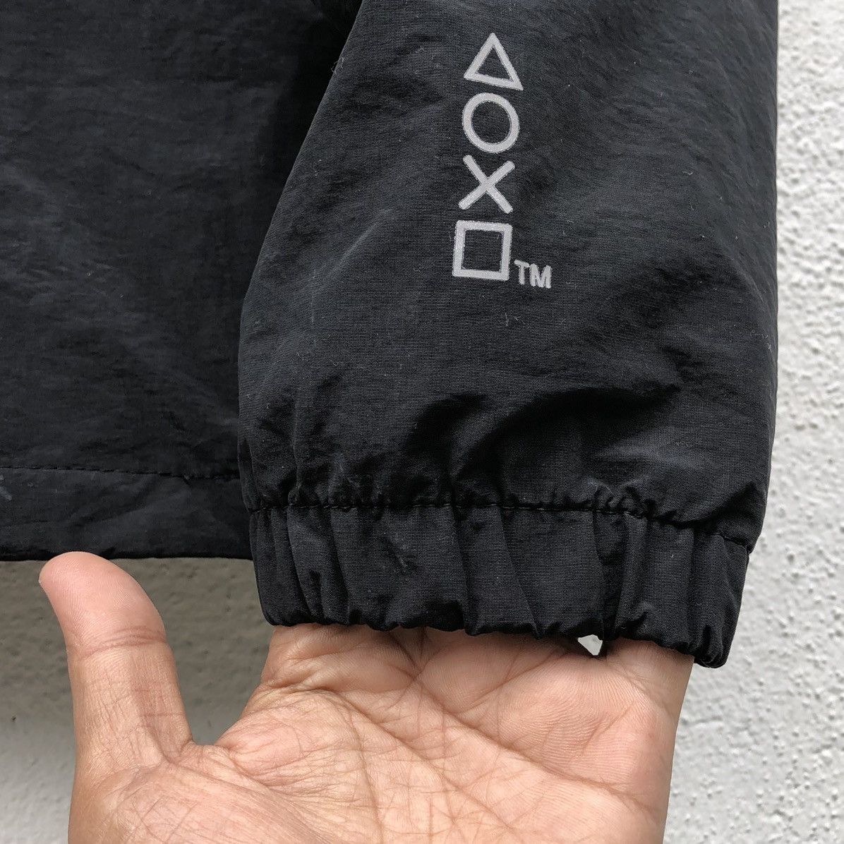 H&M H&M x PlayStation Nylon Half Zipper Jacket Size US L / EU 52-54 / 3 - 10 Thumbnail