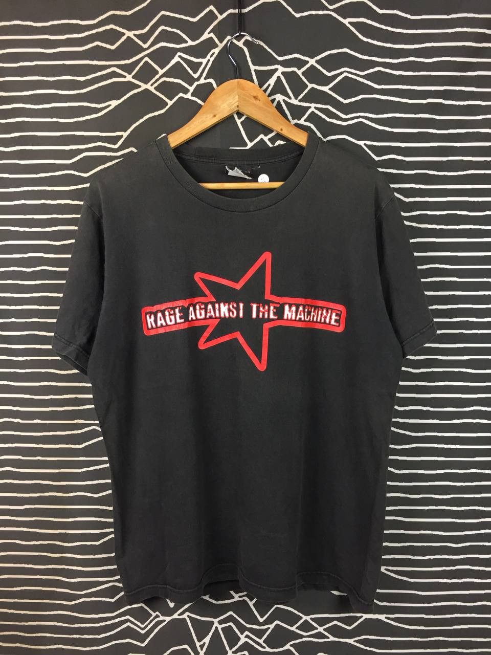 Band Tees Vtg Rage Against The Machine Battle of Los Angeles Tour Tee Size US L / EU 52-54 / 3 - 2 Thumbnail