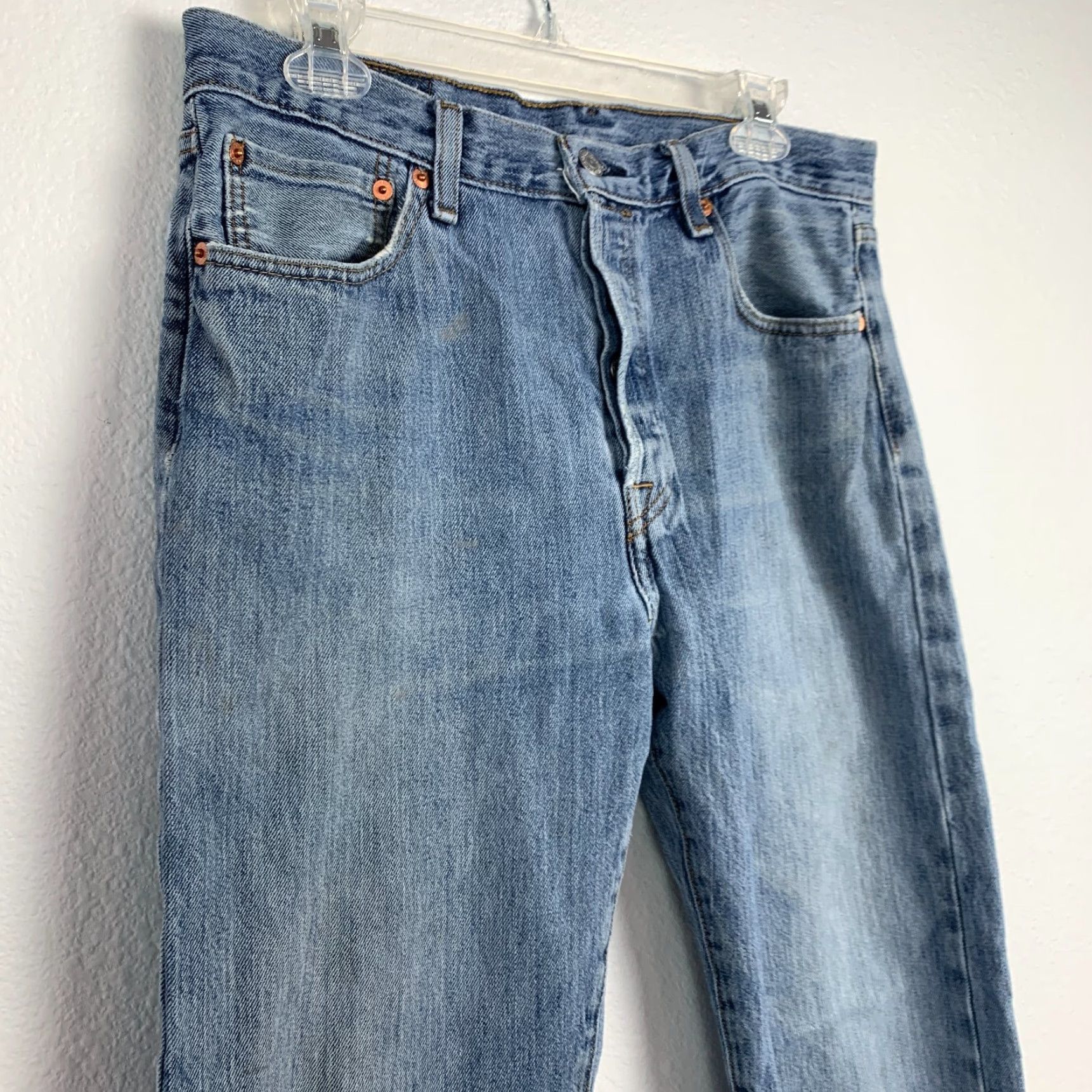 Levi's Levi's 501 Jeans Regular Bootcut Mens Denim Cotton Blue Medium 33 x 32 Inseam 32 Button Fly N/A Size US 33 - 3 Thumbnail