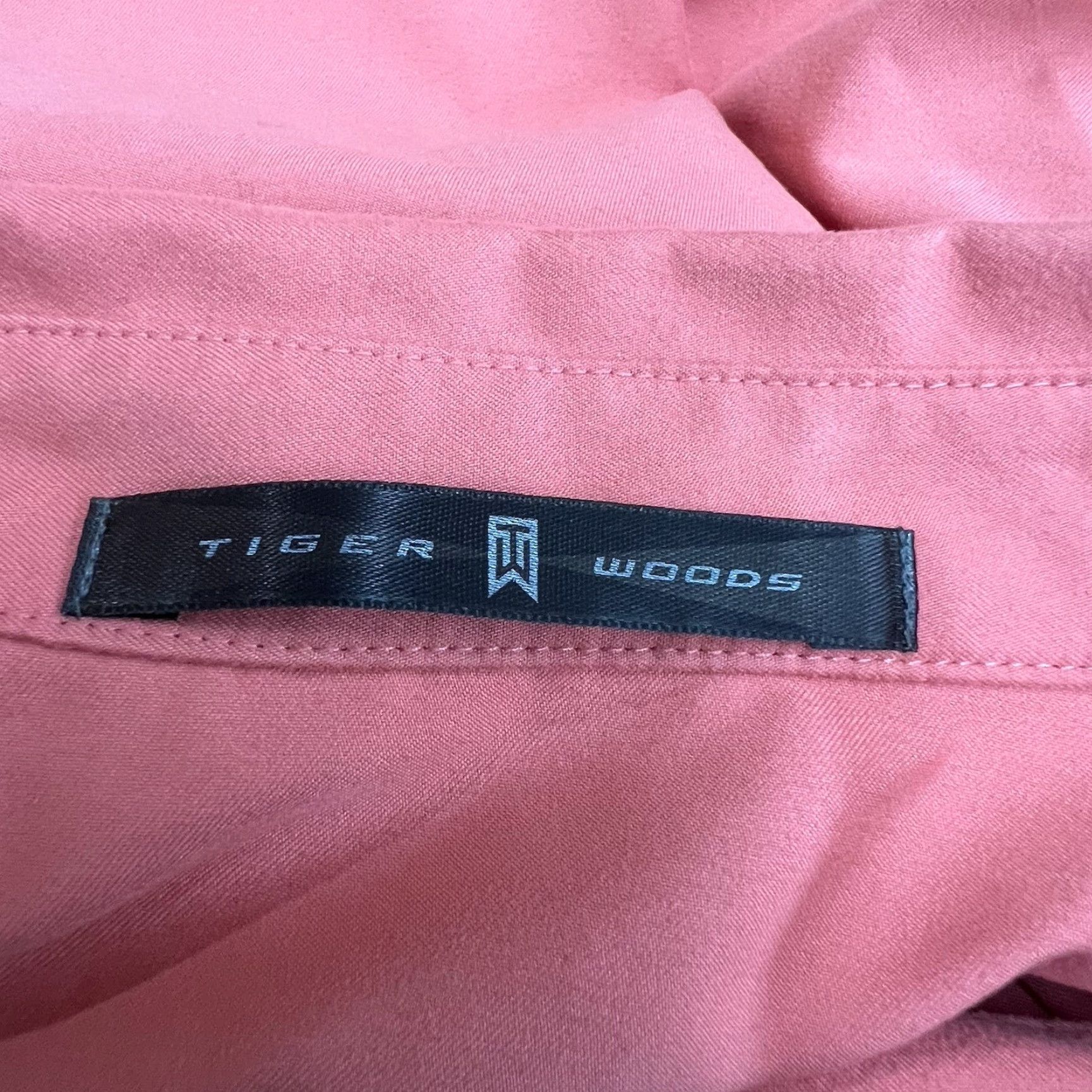 Vintage Tiger Woods Golf Button-Up Shirt Mens XL Orange Short Sleeve Microfiber Classic Sports Size US XL / EU 56 / 4 - 6 Thumbnail