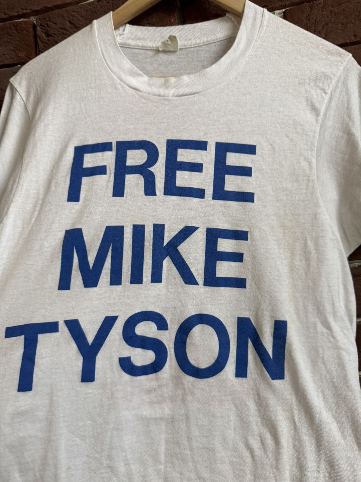 Flight Club Vintage Free Mike Tyson boxing Single Stitch T-shirt 90s M Size US M / EU 48-50 / 2 - 11 Thumbnail