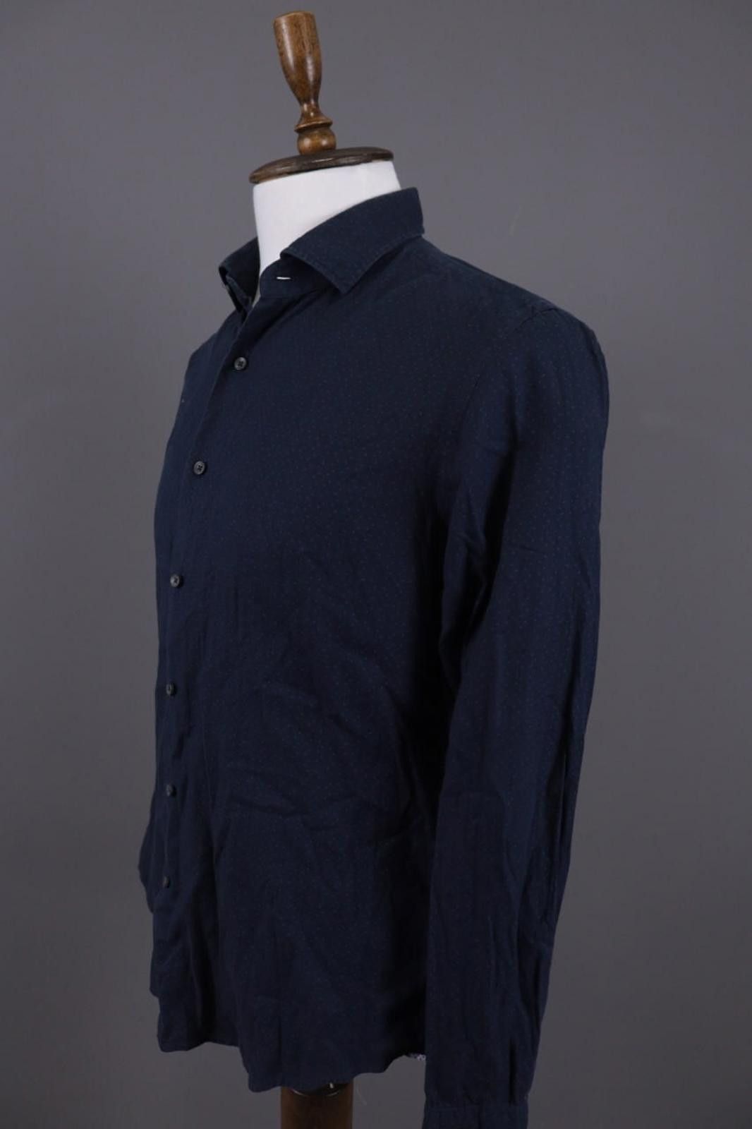 L.B.M. 1911 L.B.M. 1911 Blue Dotted Button Down Shirt Size 42 / 16 1/2 Size US M / EU 48-50 / 2 - 5 Thumbnail