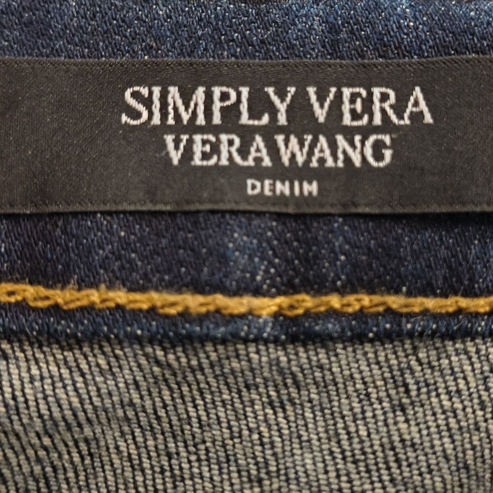 Vera Wang Simply Vera Vera Wang Skinny Jeans Size 14 Dark Wash Yellow Size 36" / US 14 / IT 50 - 2 Thumbnail