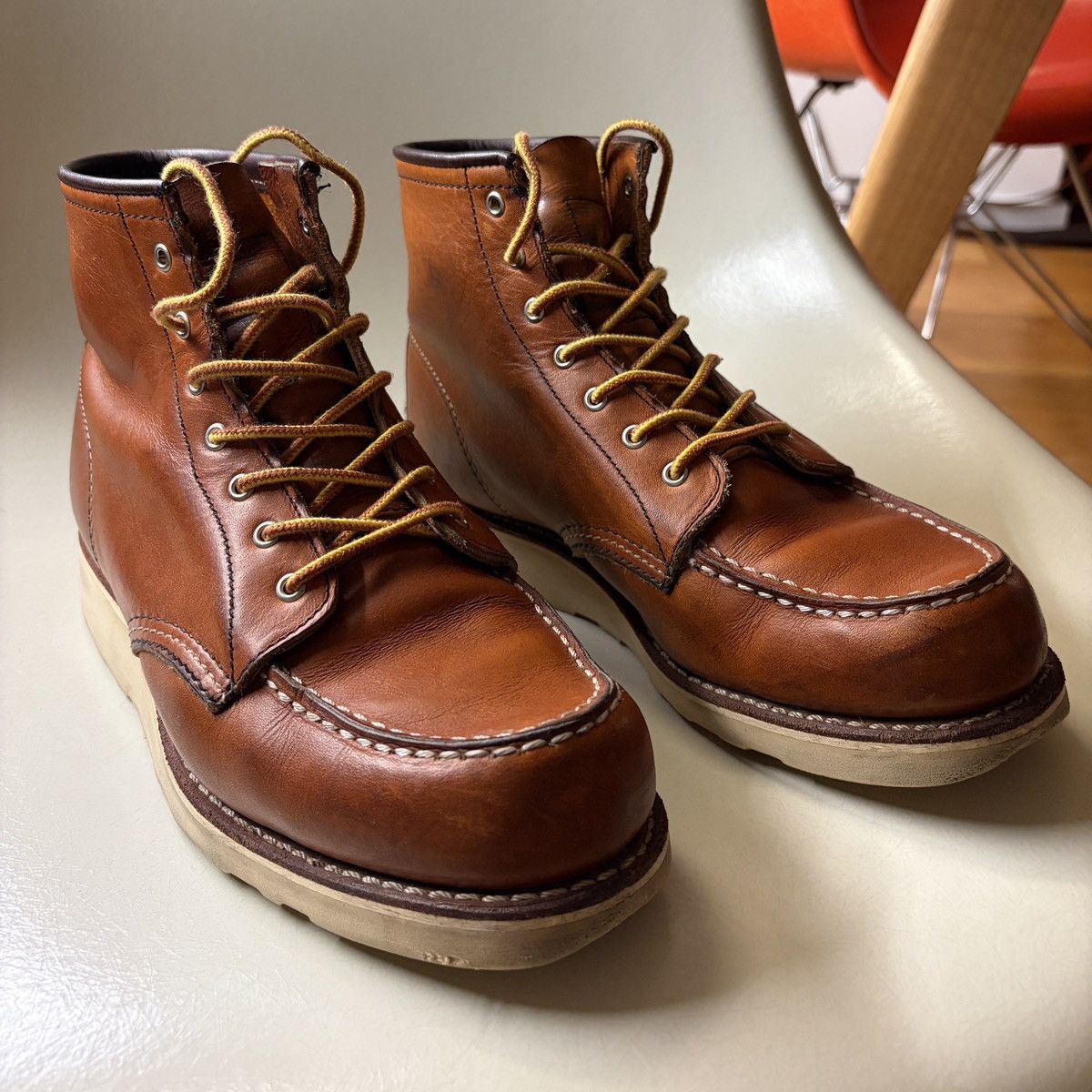 Red Wing Red Wing Classic Moc in Oro Legacy Leather - 3375 Size US 8.5 / IT 38.5 - 1 Thumbnail