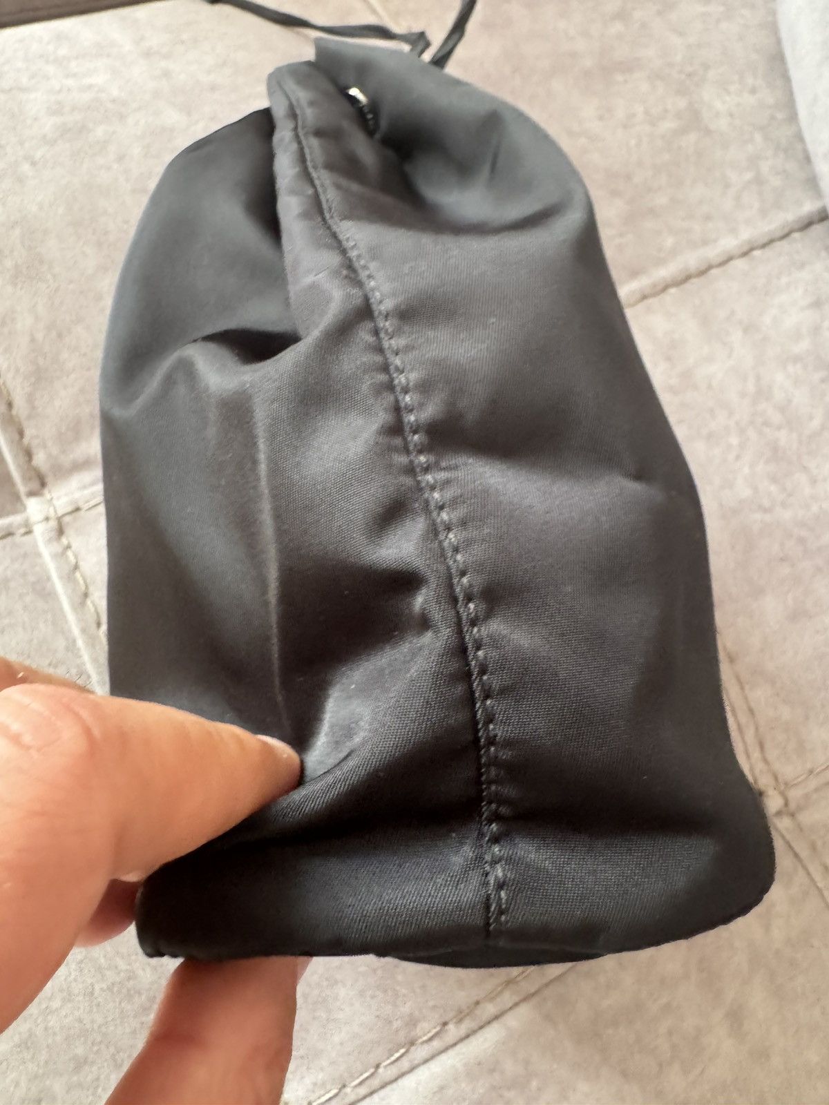 Prada PRADA pouch mini bag SEE REAL TAPE MEASUREMENTS IN PHOTOS Size ONE SIZE - 25 Thumbnail