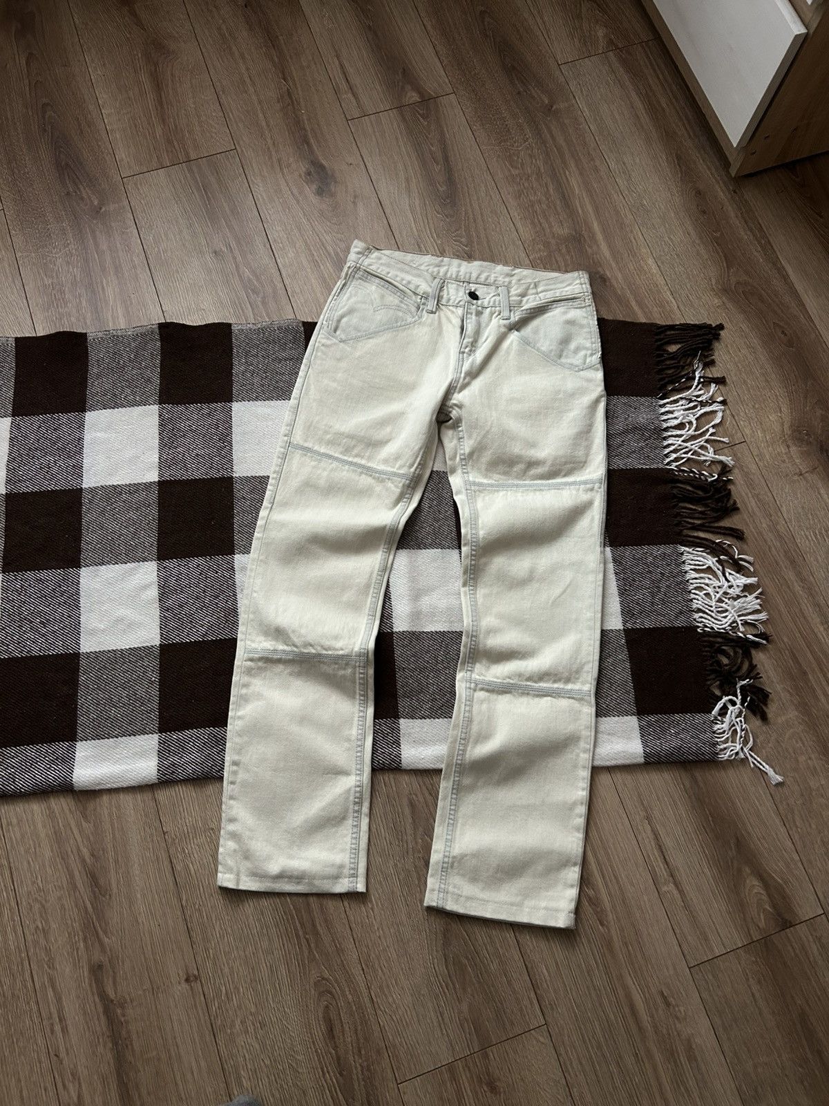 Levi's Vintage Clothing × Vintage Vintage Levis Two Horse brand label white jeans mens Size US 30 / EU 46 - 2 Thumbnail