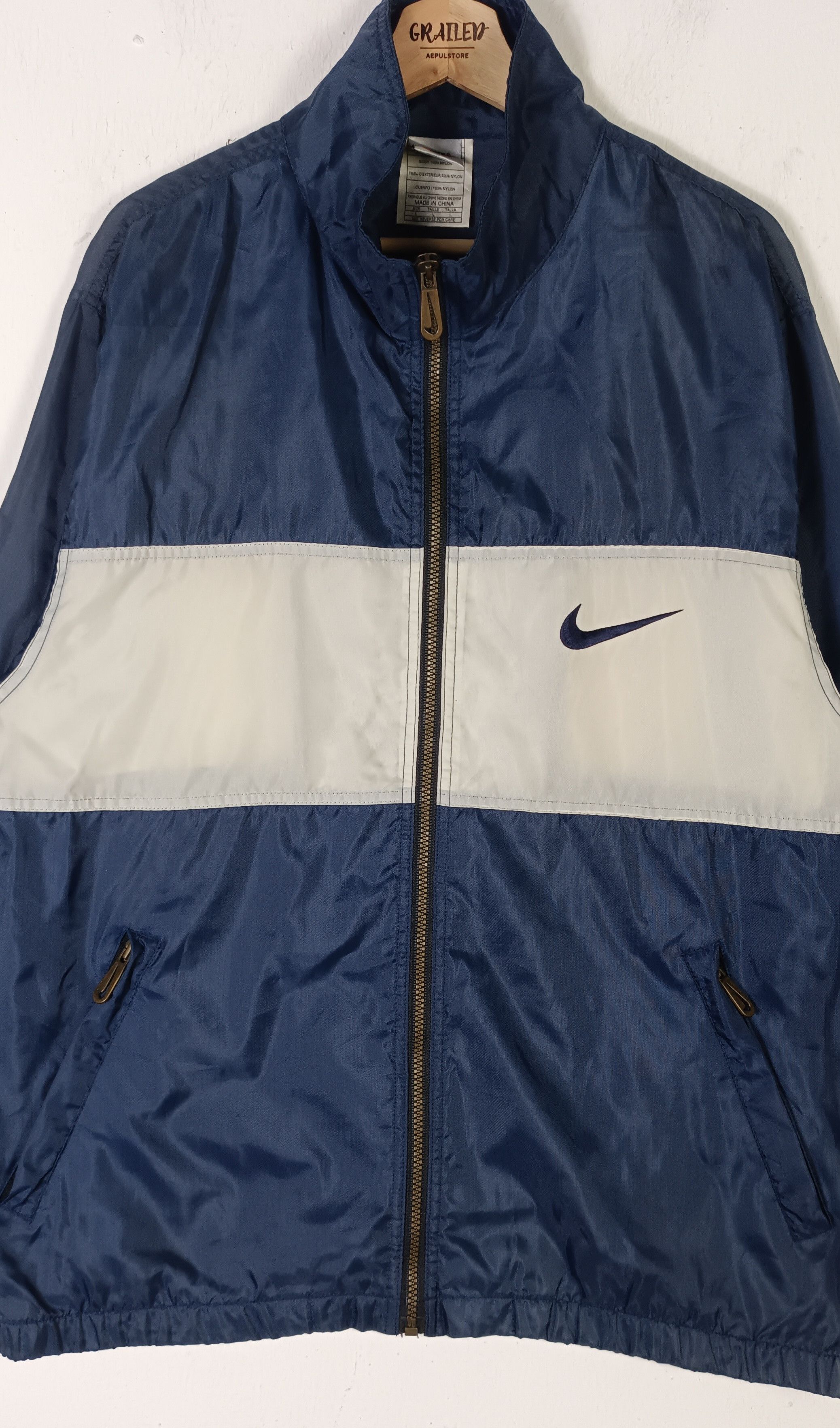 Nike × Nike ACG × Vintage Vintage 90s Nike Swoosh Embroidered Logo Windbreaker Size US L / EU 52-54 / 3 - 3 Thumbnail