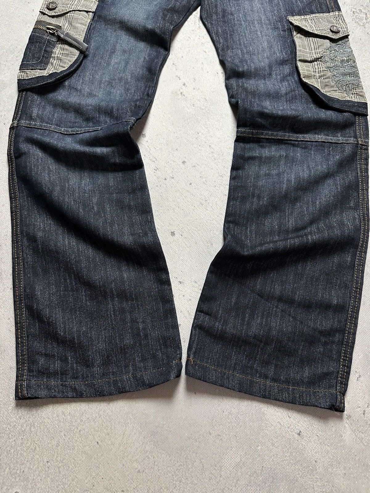 Ed Hardy Ed Hardy y2k Jeans Distressed Baggy Denim Washed Jeans 90s Size US 36 / EU 52 - 4 Thumbnail