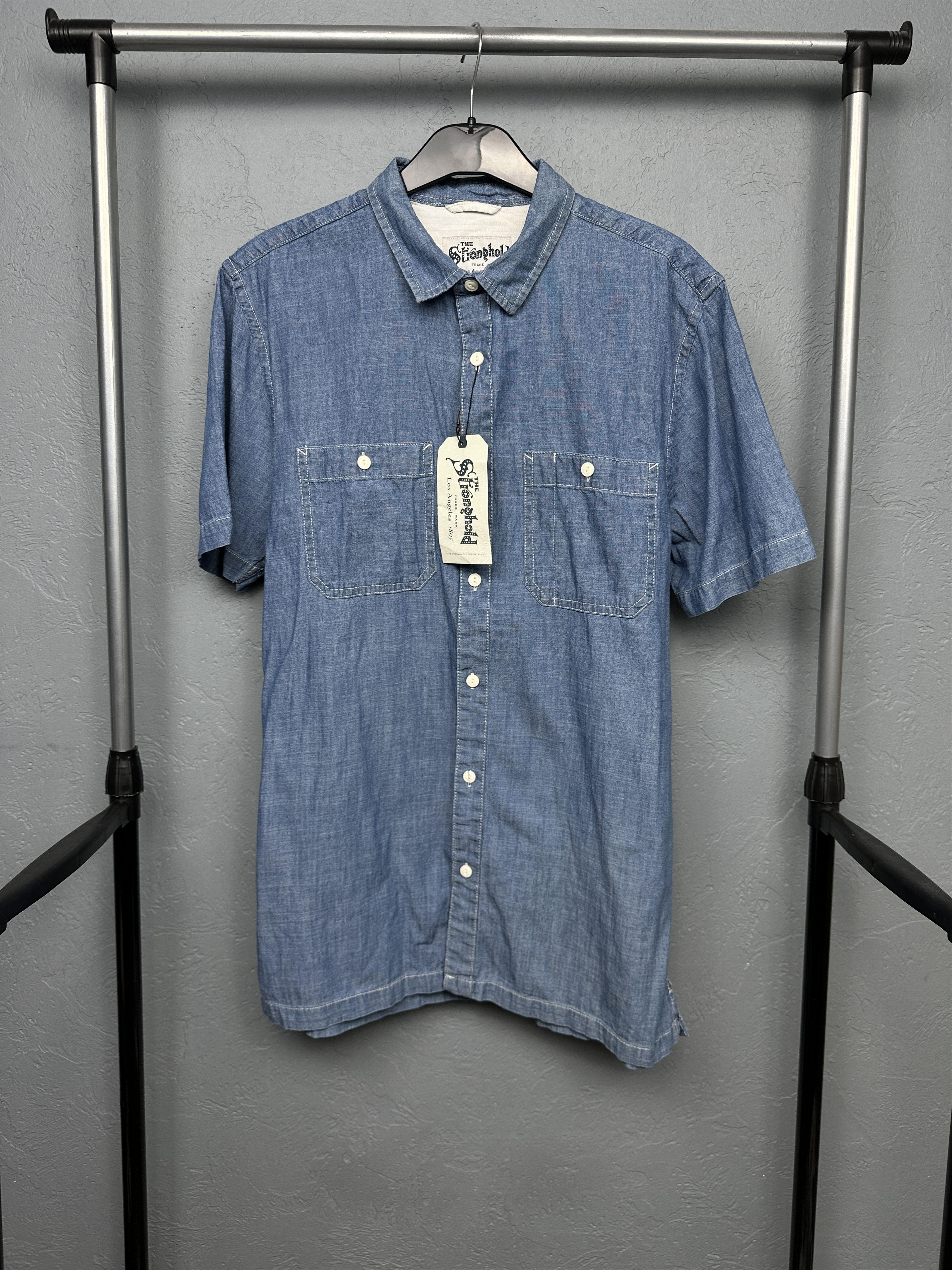 The Stronghold NEW!! The Stronghold Mens Short Sleeve Shirt Size US L / EU 52-54 / 3 - 1 Thumbnail
