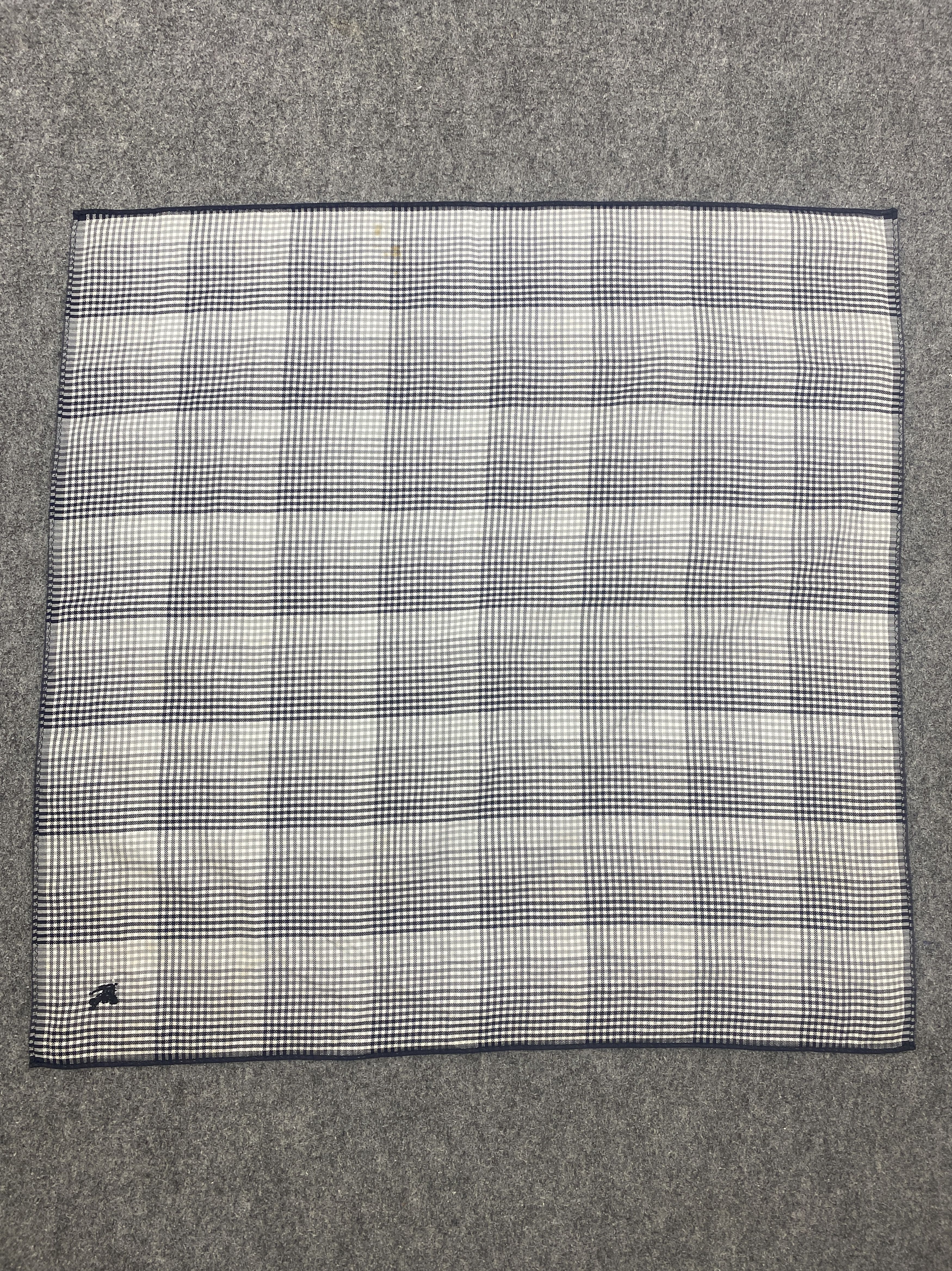 Burberry Vintage Burberry Handkerchief / Neckerchief HKC0998 Size ONE SIZE - 9 Thumbnail