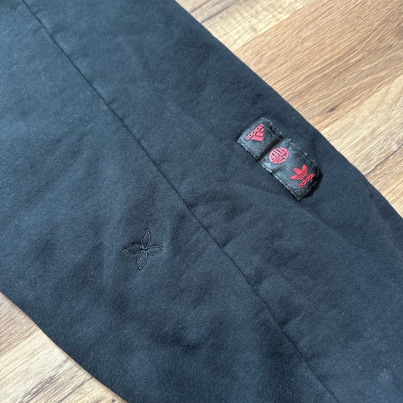 Adidas Adidas Jogger Sweatpants Size US 30 / EU 46 - 3 Thumbnail