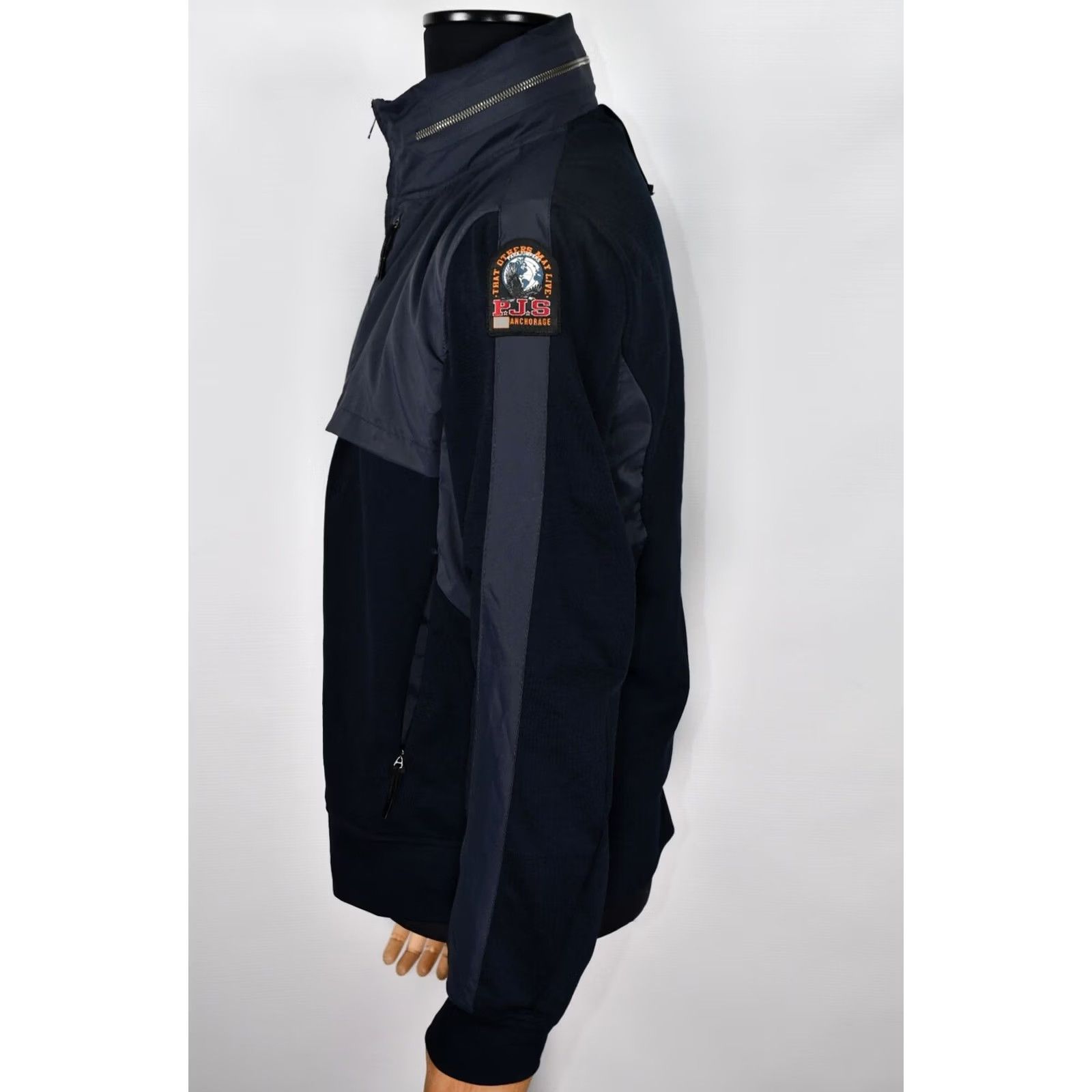 Parajumpers Parajumpers Round Trip Jacket Sweatshirt Jacket Mens L Blue Wool Blend 60%POLYSTER 31%POLYAMID 7%WOOL 2%POLYURETHANE Regular Size L Vintage No Size US L / EU 52-54 / 3 - 4 Thumbnail