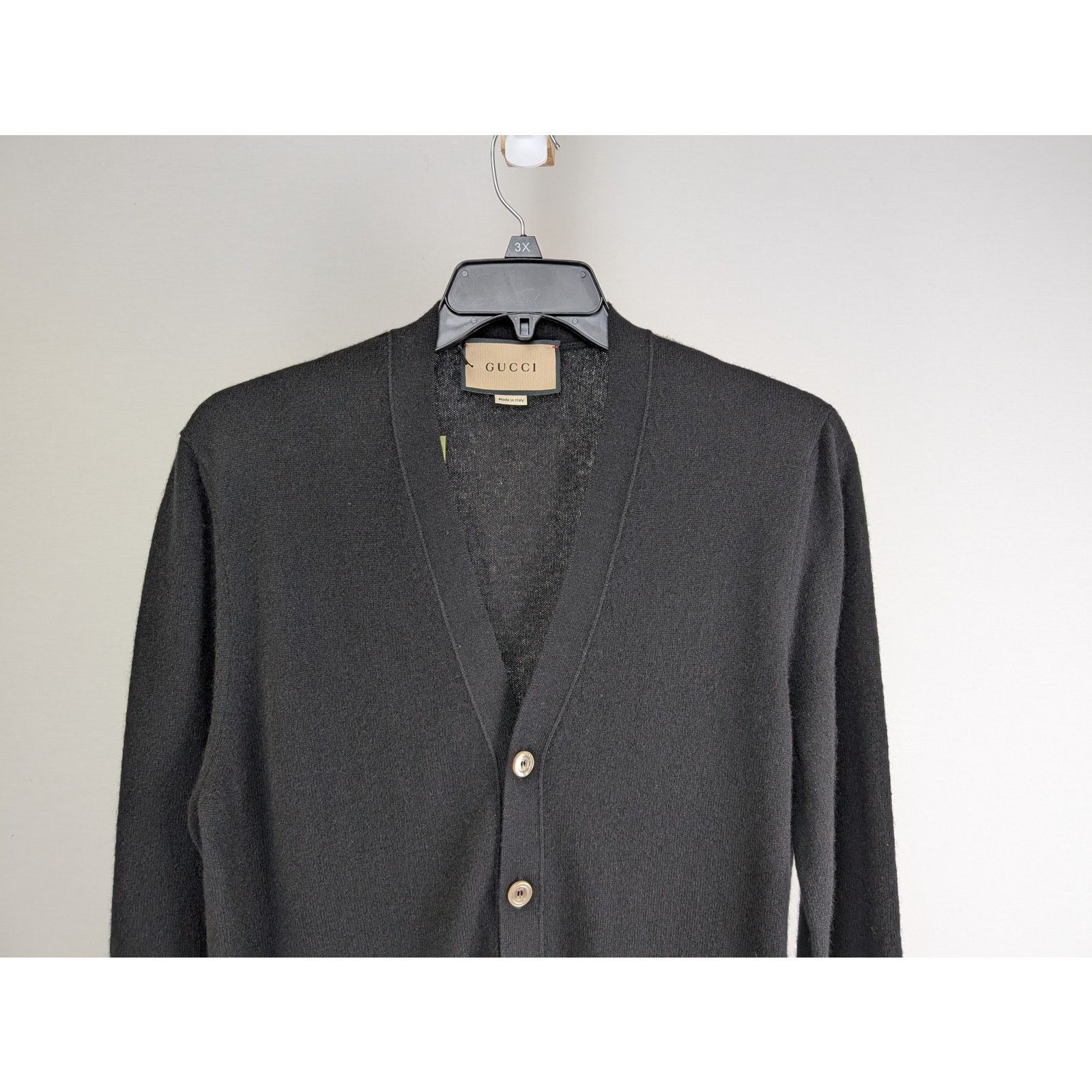 Gucci o1rshd1 100% Cashmere Cardigan Sweater With Logo in Black Size US S / EU 44-46 / 1 - 4 Thumbnail