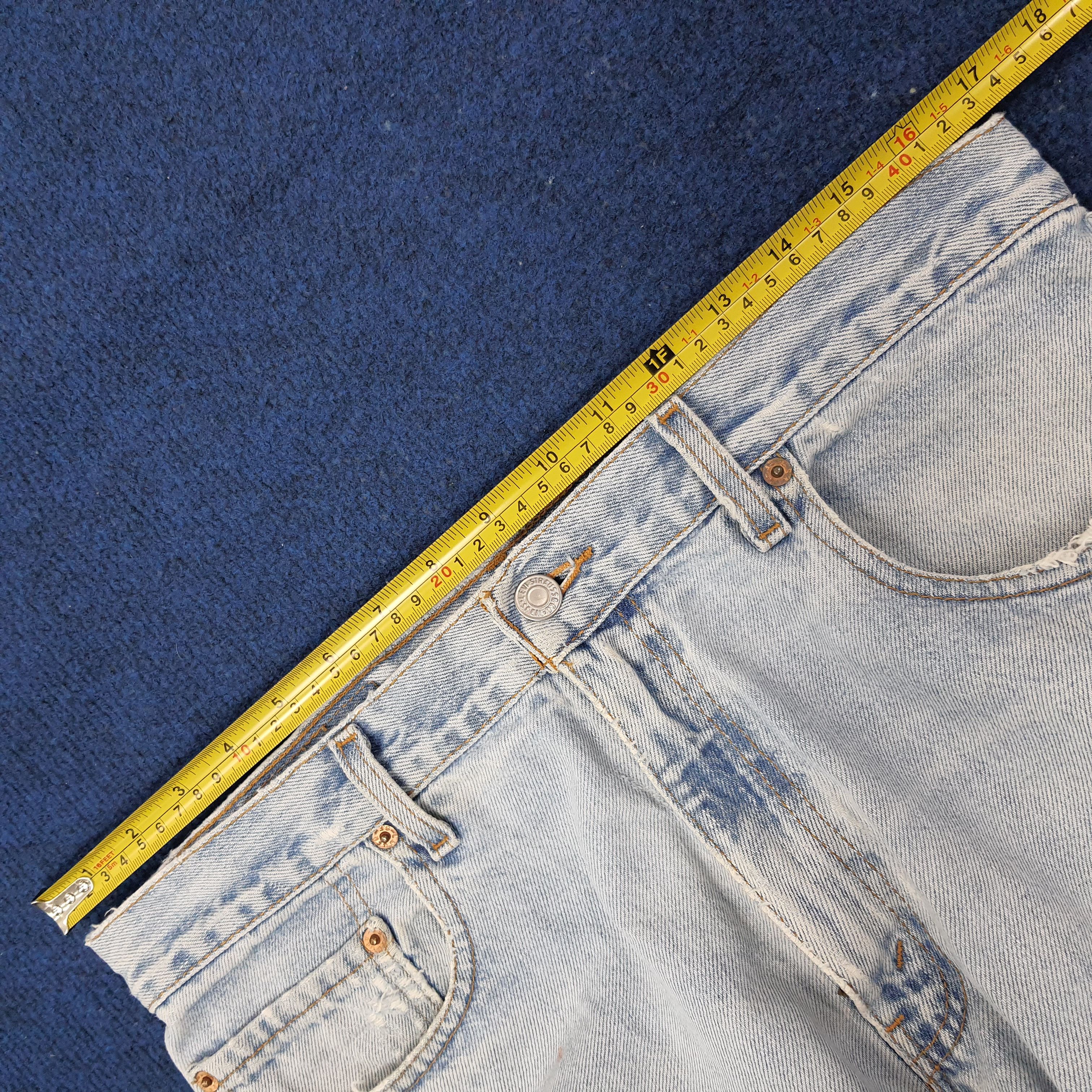 Levi's Vintage Levis 560 Red Tab Loose Fit Tapered Denim C265N10 Size US 33 - 12 Thumbnail