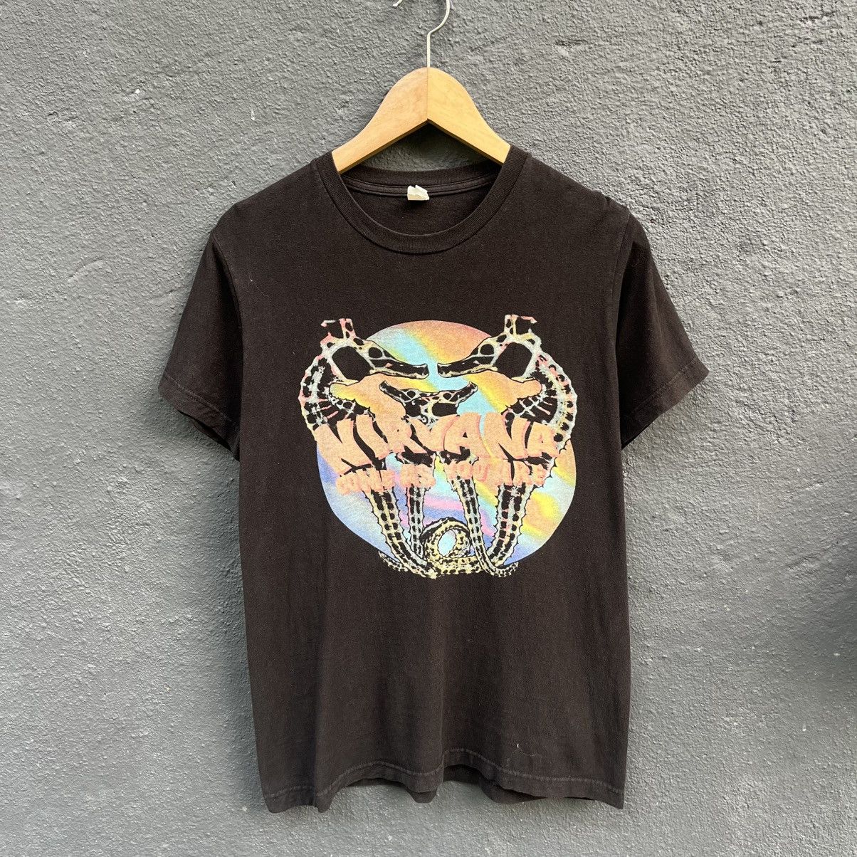 Band Tees Thrashed Faded Vintage Nirvana Come as You Are Band Tee Size US M / EU 48-50 / 2 - 1 Thumbnail