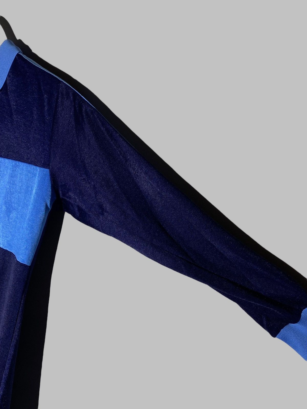 Adidas × Vintage Vintage 80s Adidas Template Made In West Germany Jersey Size US M / EU 48-50 / 2 - 16 Thumbnail