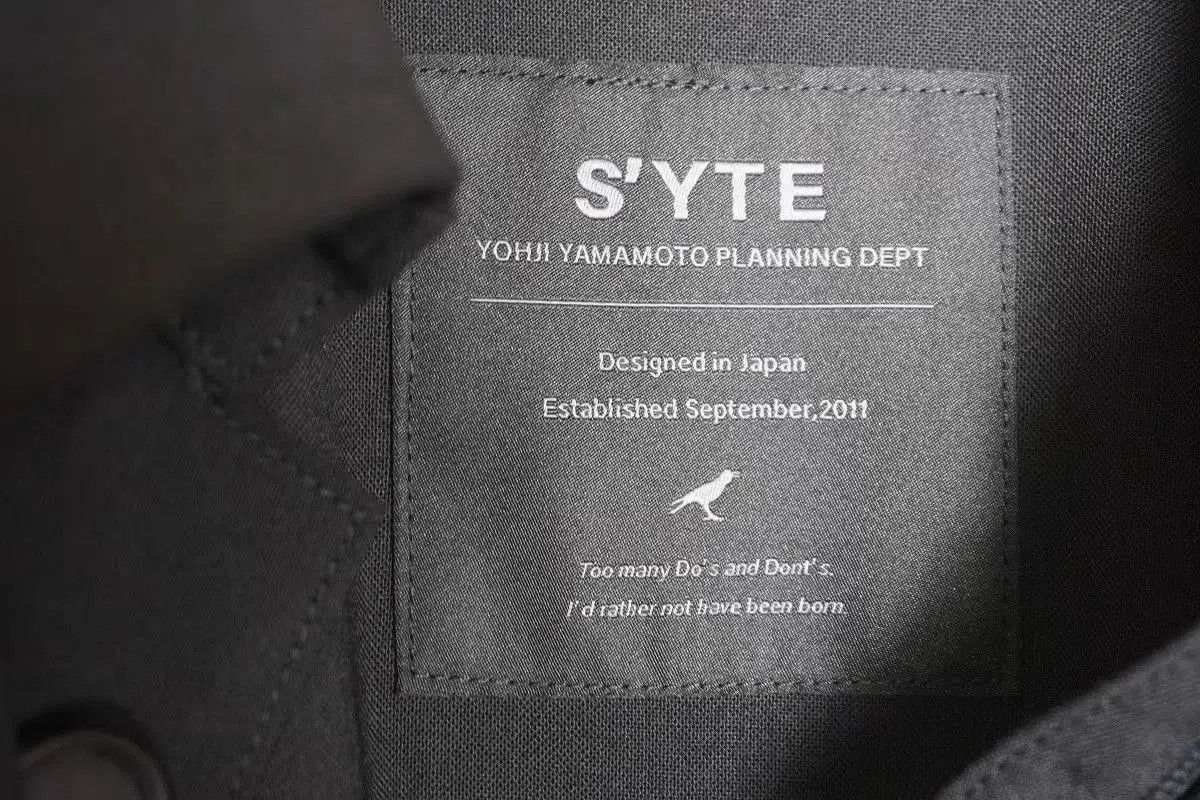 Yohji Yamamoto Black Long Sleeve Button-Up Shirt Size L. Size US L / EU 52-54 / 3 - 4 Thumbnail